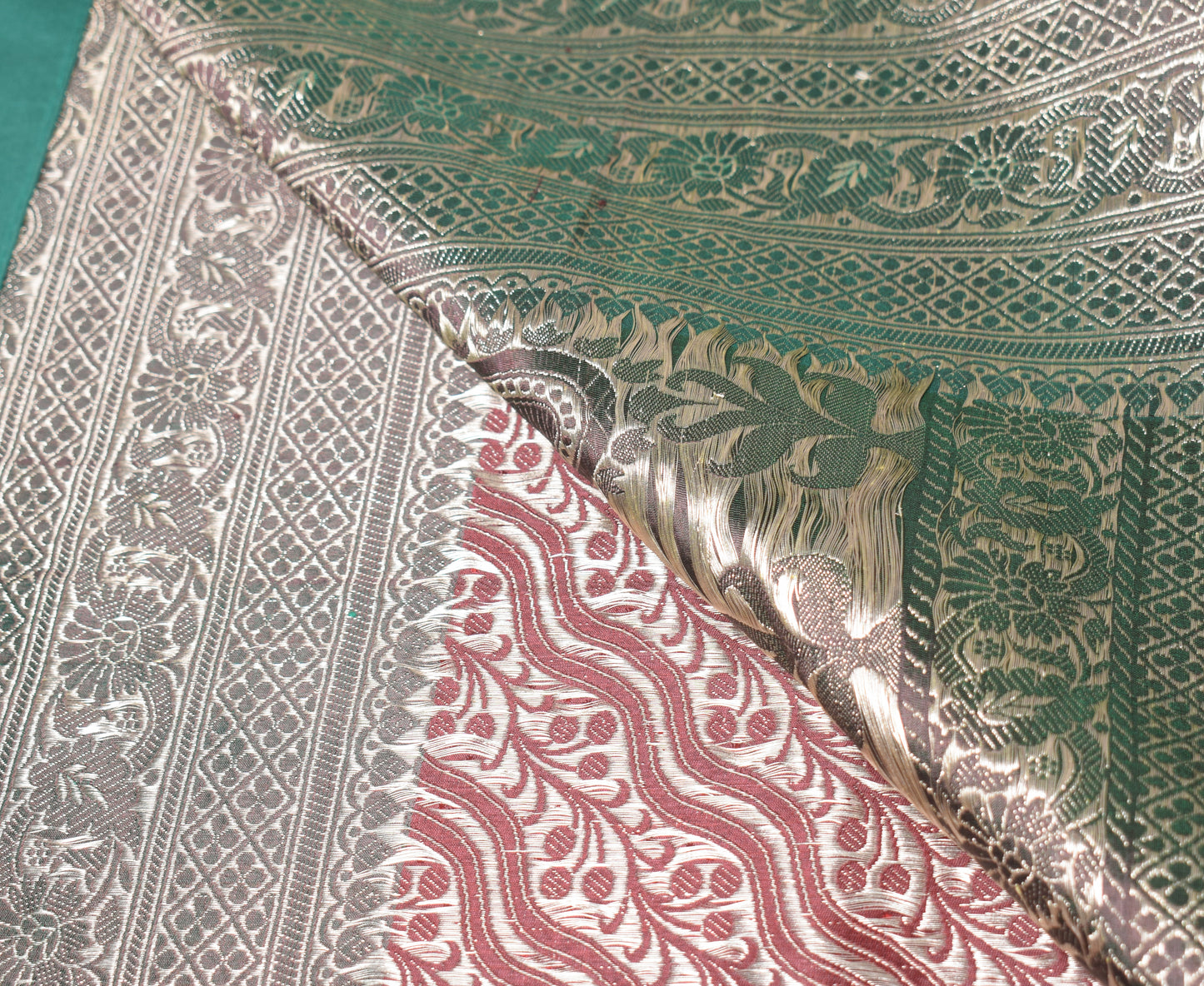 Sushila Vintage Red Green Saree Pure Satin Silk Banarasi Brocade Skirt Border HEAVY Sari