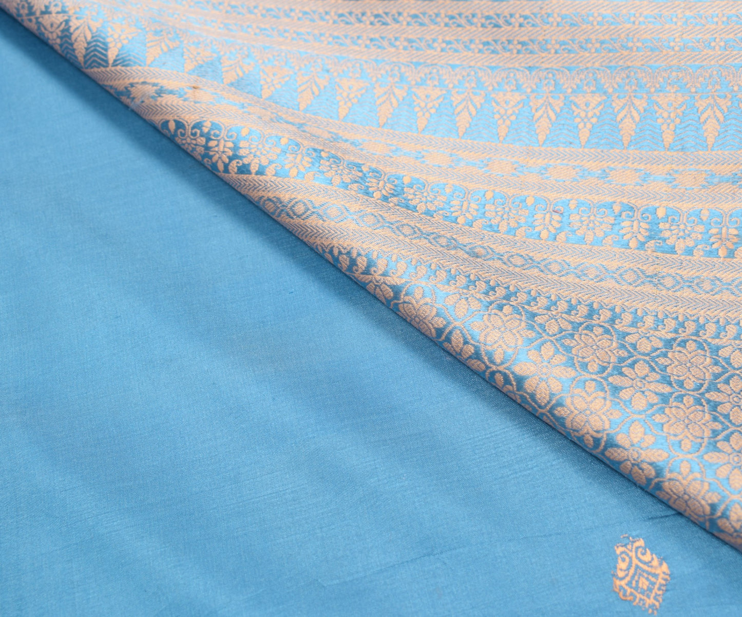 Sushila Vintage Sky Blue Scrap Saree Pure Silk Woven Floral Remnant Sari Fabric