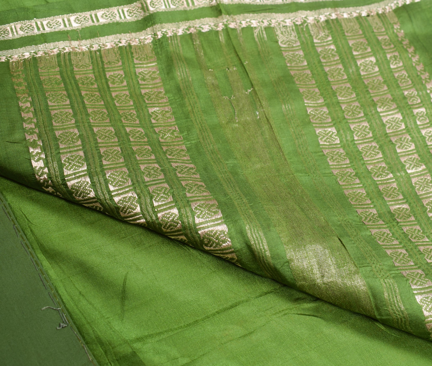 Sushila Vintage Banarasi Zari Woven Scrap Saree Pure Silk Green Sari Soft Fabric
