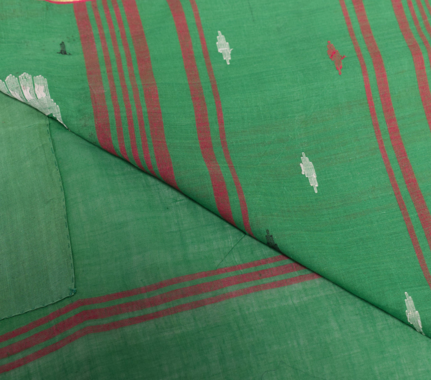 Sushila Vintage Bengal Tant Scrap Saree PureCotton Woven Green Sari Craft Fabric