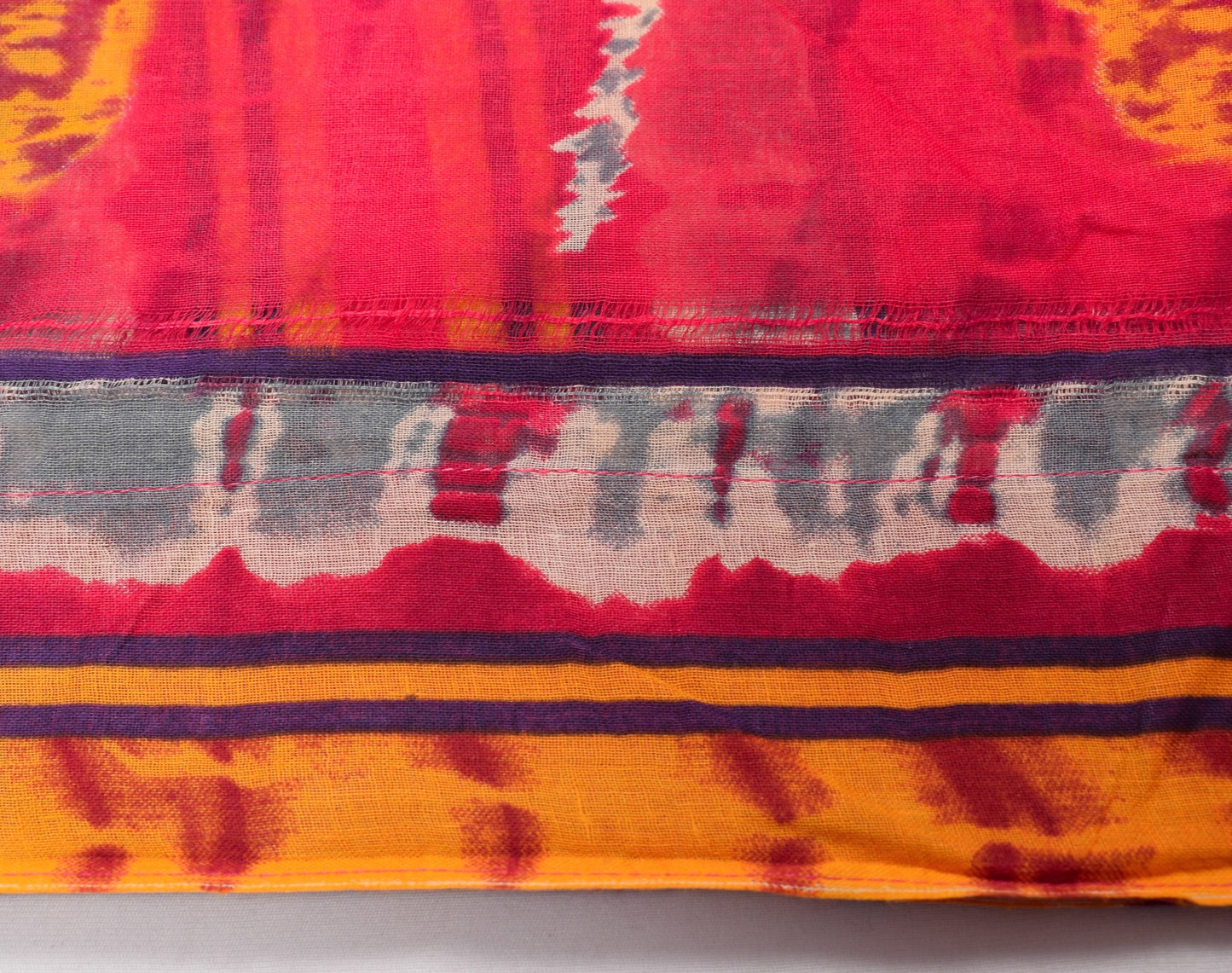 Sushila Vintage Magenta Scrap Saree Pure Cotton Printed Sari Indian Craft Fabric