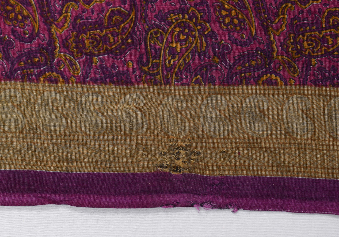 Sushila Vintage Magenta Scrap Saree Pure Cotton Printed Paisley Sari 5 YD Fabric