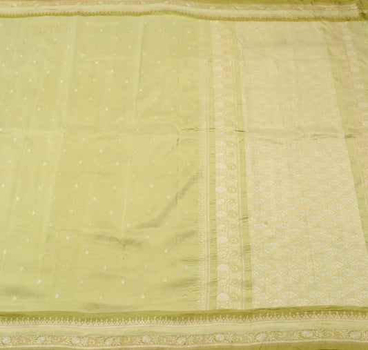 Sushila Vintage Green 100% Pure Silk Saree Floral Woven Traditional Sari Fabric