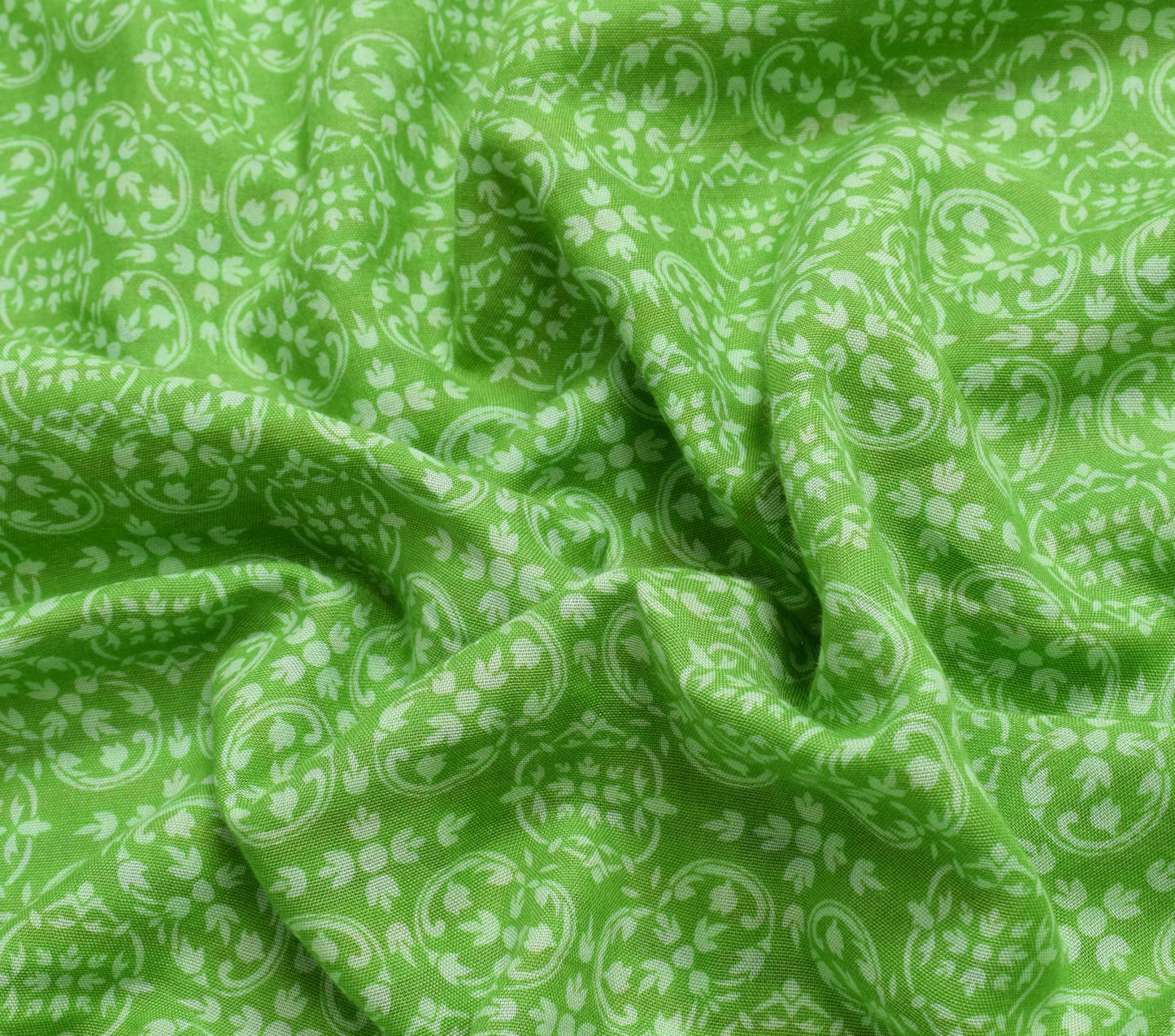 Sushila Vtg Green Floral Saree Pure cotton Printed with Woven Border Sari Fabric