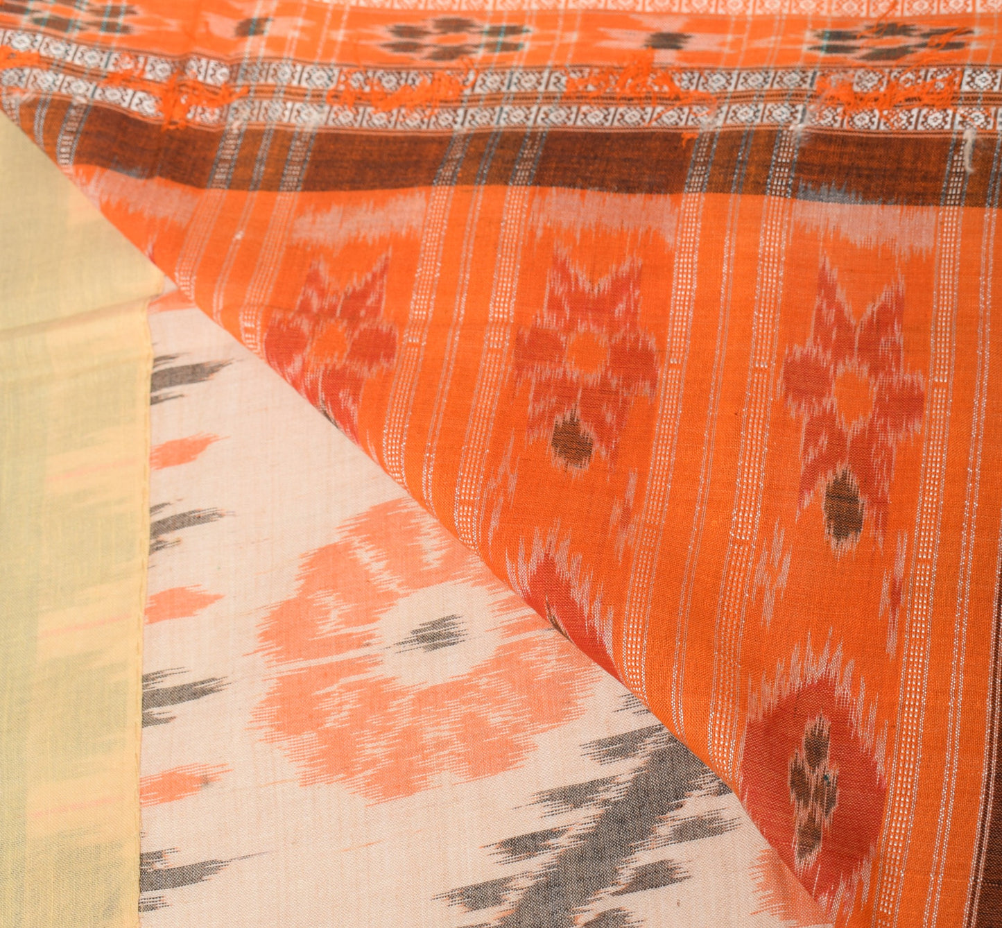 Sushila Vintage Cream Hand Woven Sari Handloom Pure Cotton Sambalpuri Ikat Saree