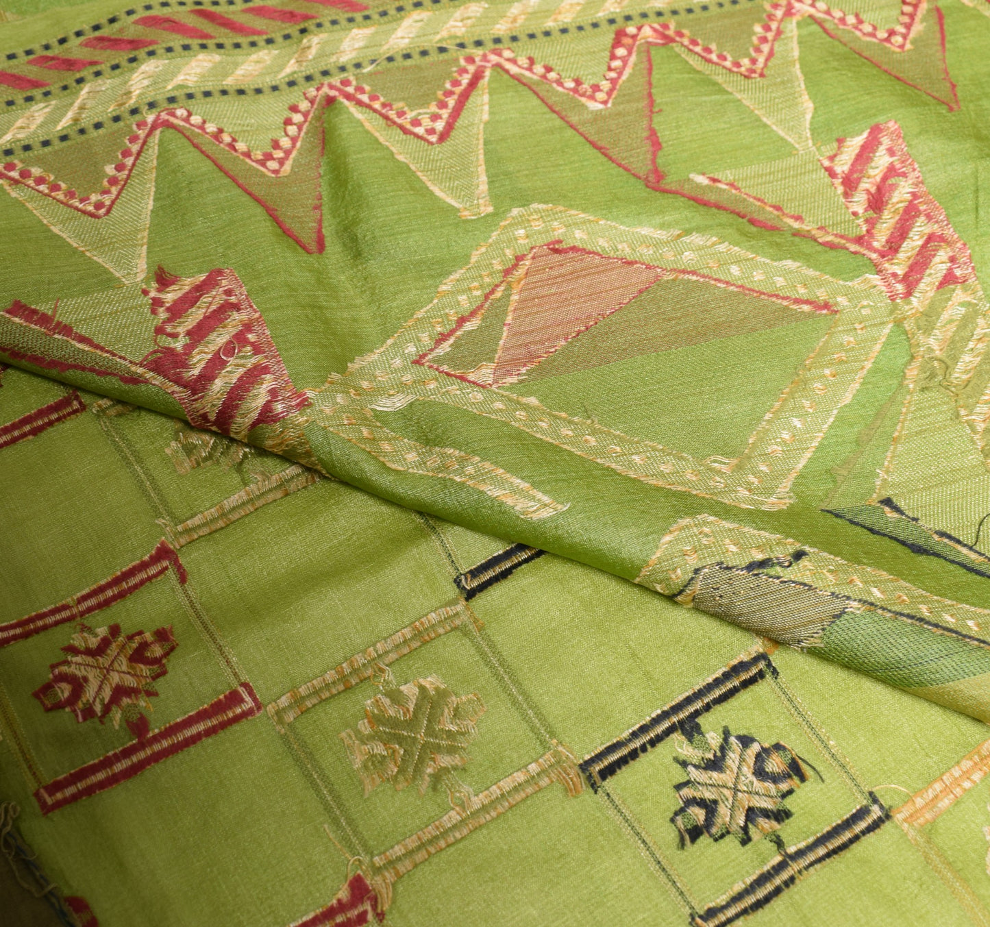 Sushila Vintage Green Saree 100% Pure Tussar Silk Geometrical Woven Sari Fabric