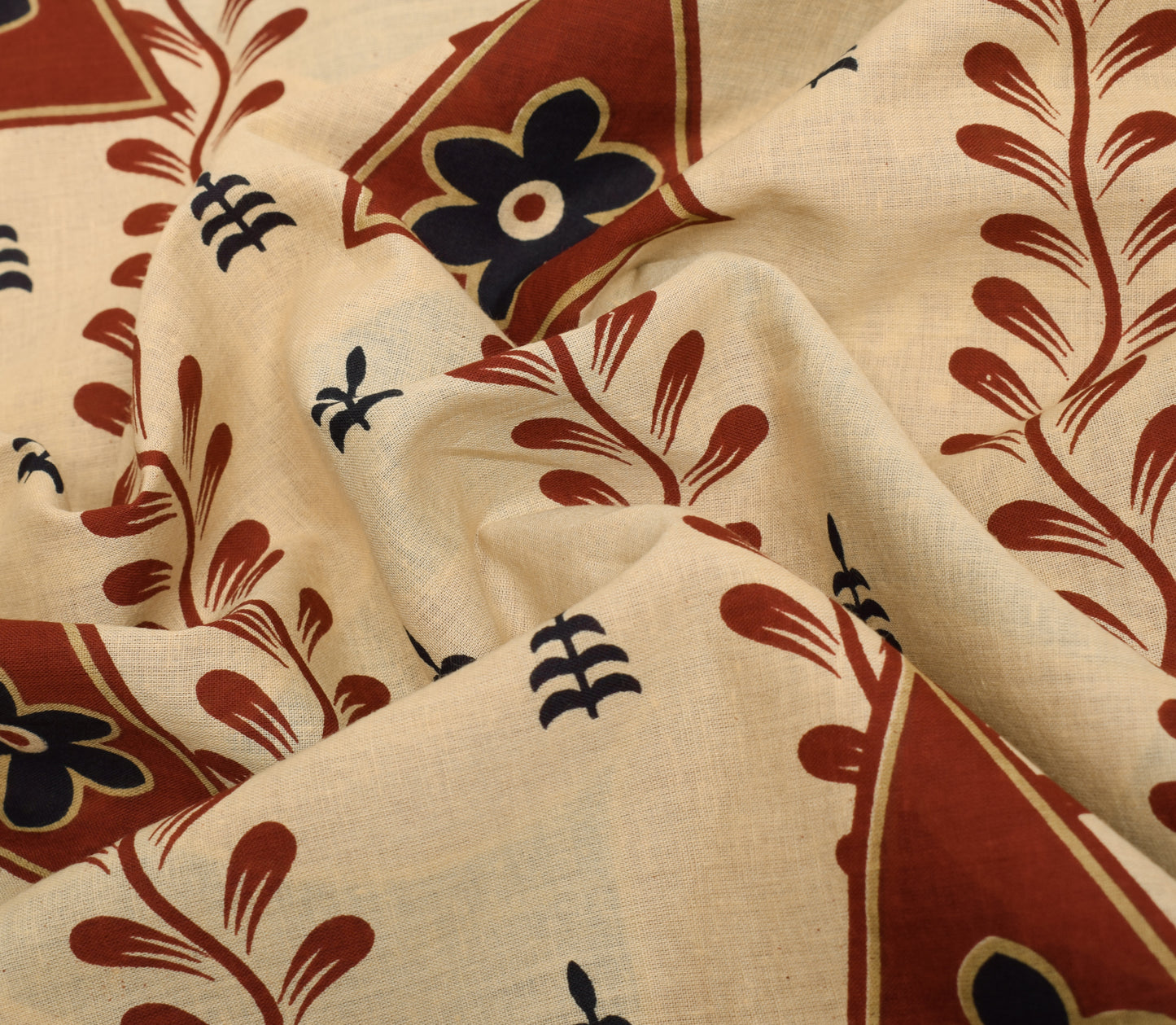 Sushila Vintage Maroon Saree 100% Pure Cotton Floral Printed 5 Yard Craft Fabric