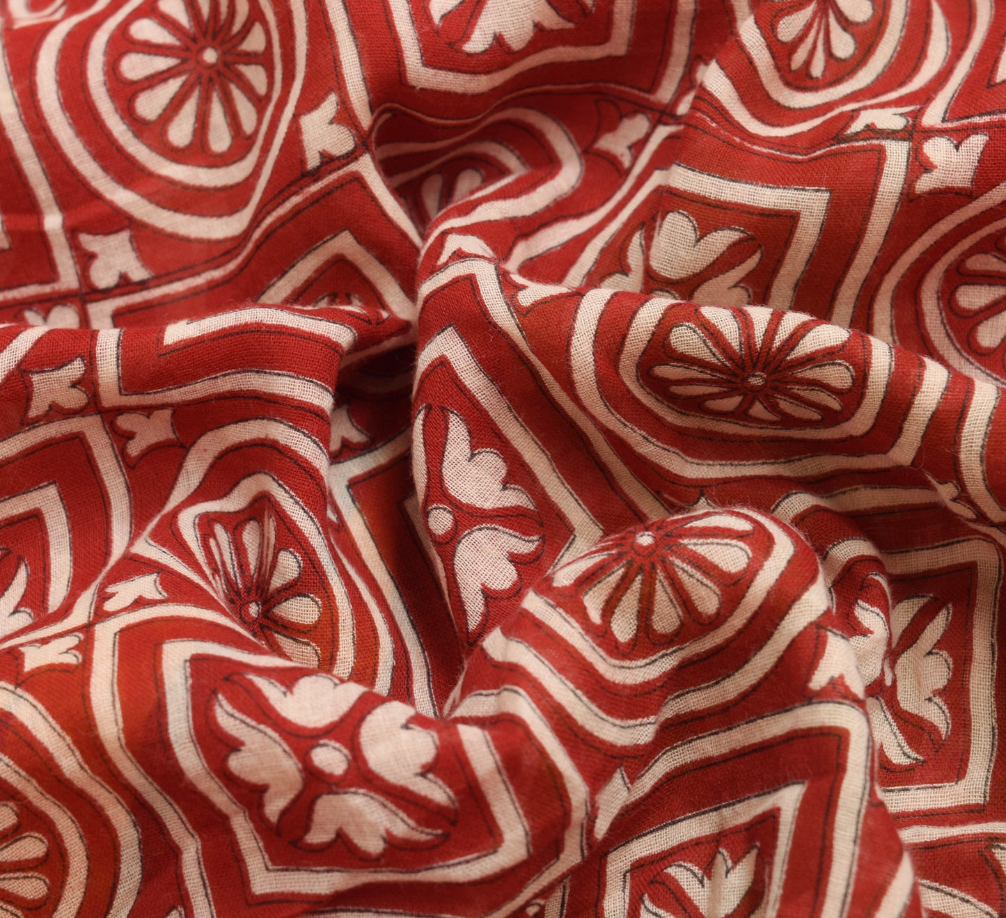 Sushila Vintage Red Floral Saree Pure Cotton Daily Wear Printed Craft Fabric