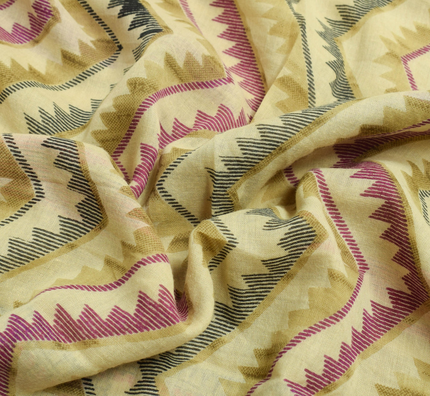 Sushila Vintage Cream Saree 100% Pure Cotton Zig-Zag Printed Soft Craft Fabric