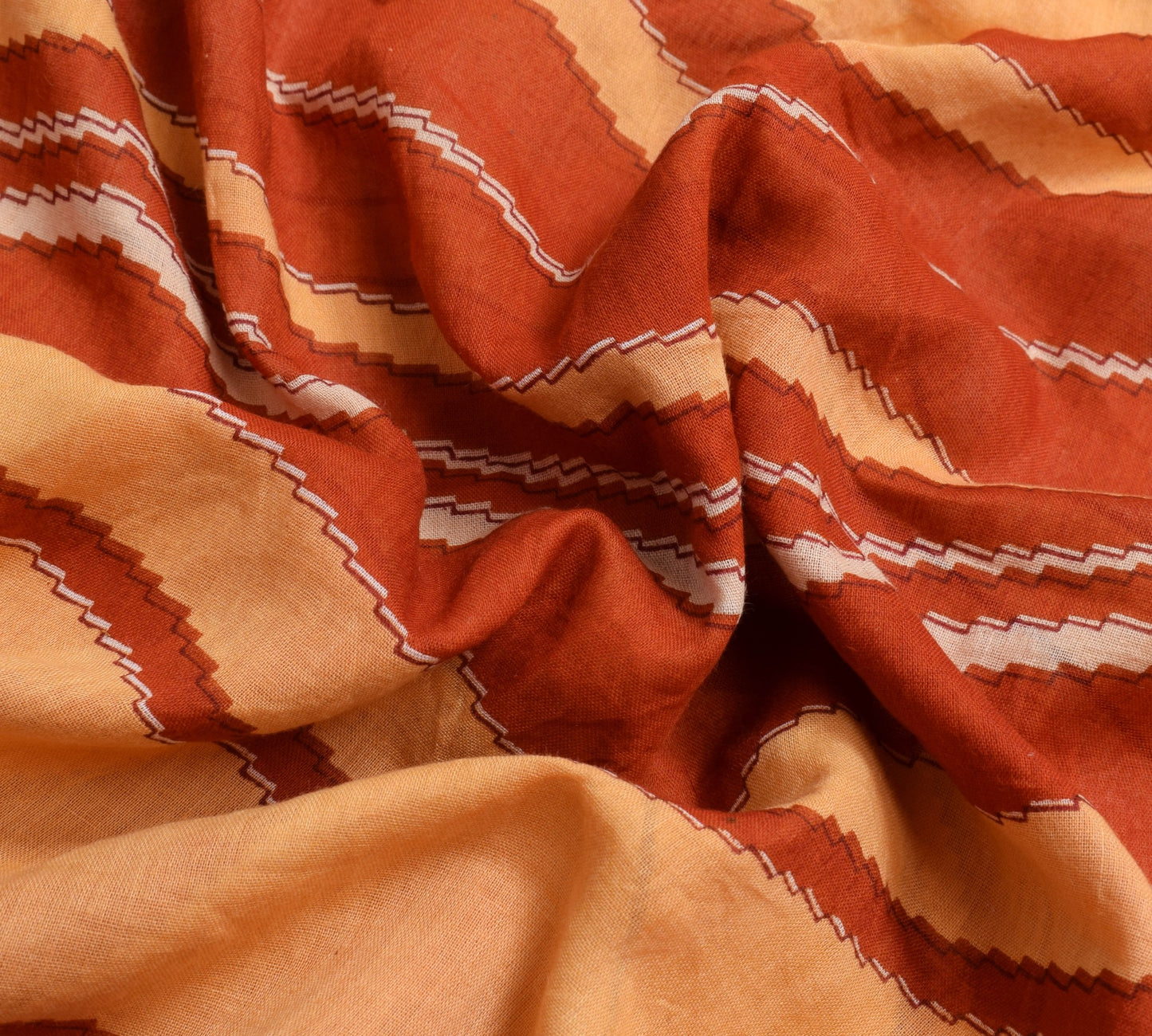 Sushila Vintage Women Saree 100% Pure Cotton Zig-Zag Printed Soft Craft Fabric
