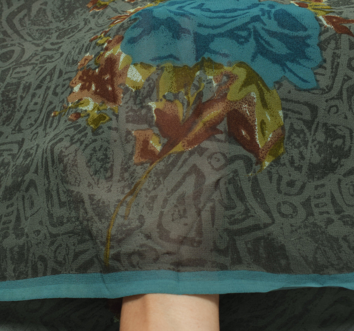 Sushila Vintage Saree 100% Pure Georgette Silk Printed Floral with Blouse Fabric