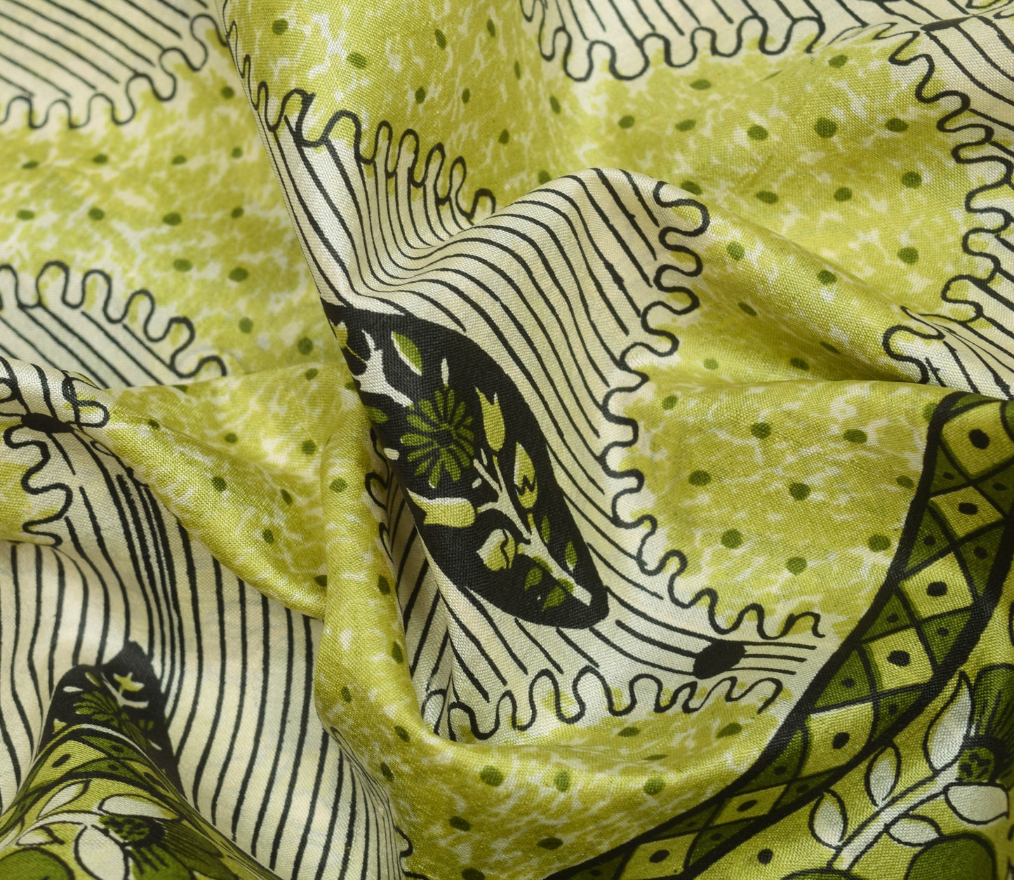 Sushila Vintage Saree 100% Pure Silk Printed Indian Floral Soft Craft Fabric
