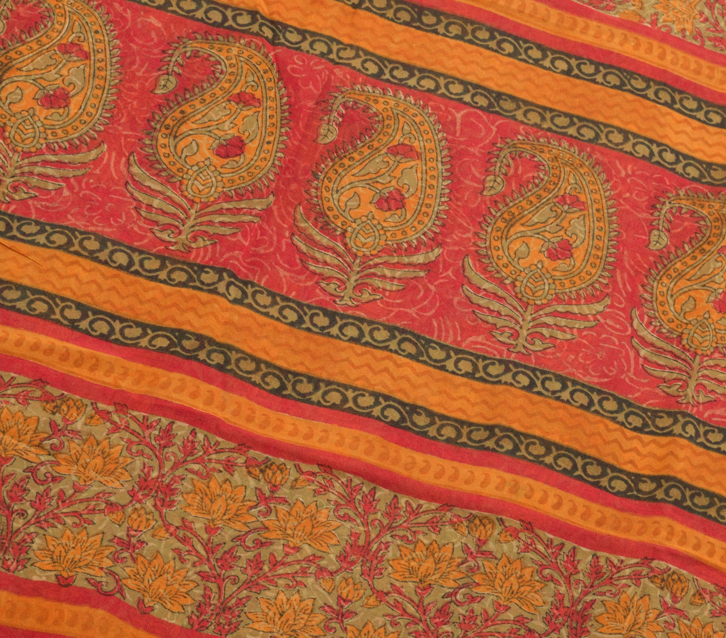 Sushila Vintage Saree Green Floral 100% Pure Georgette Silk Printed Craft Fabric