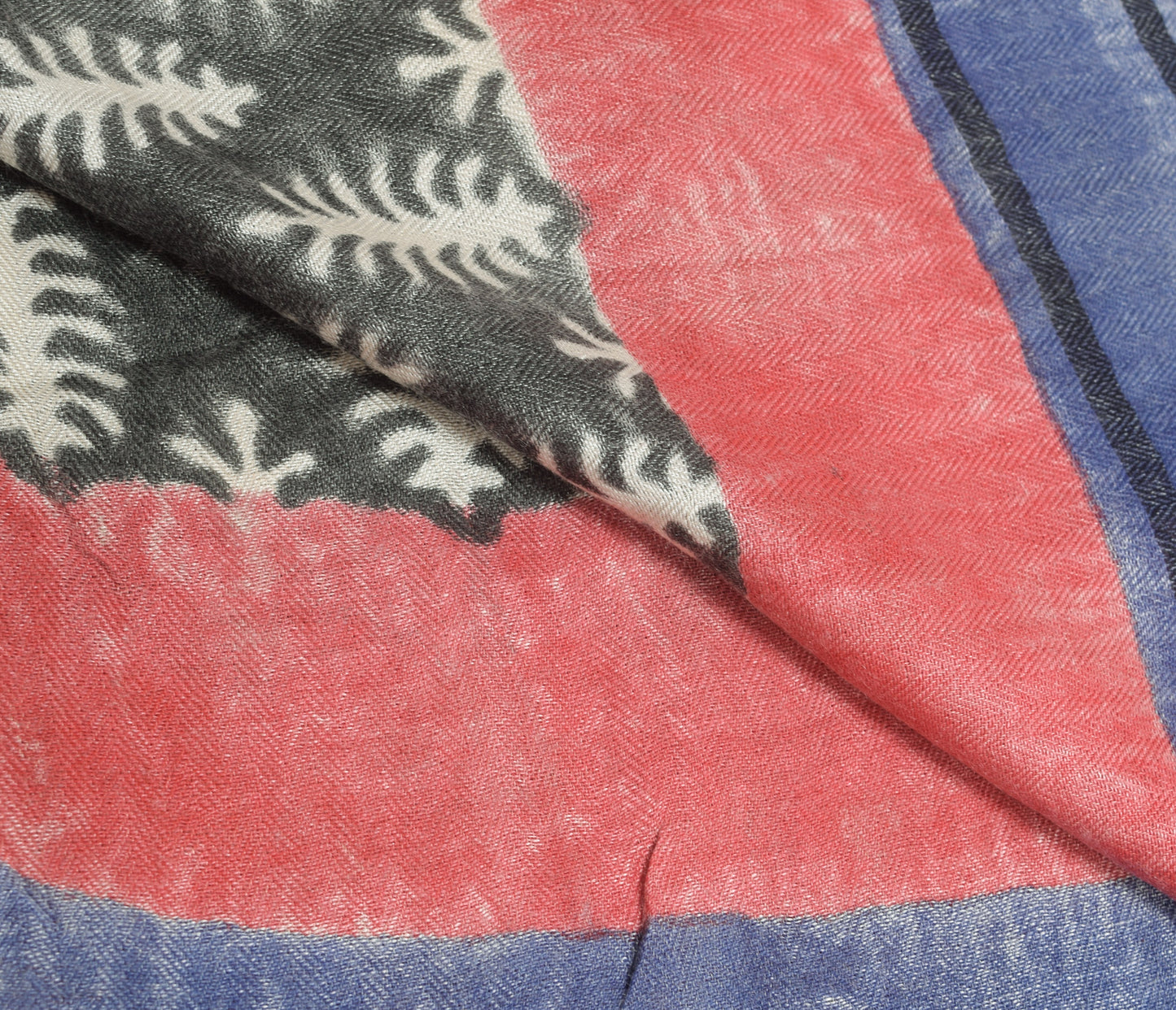 Sushila Vintage Cream Dupatta Blend Woolen Printed Stripes Long Stole Shawl Veil