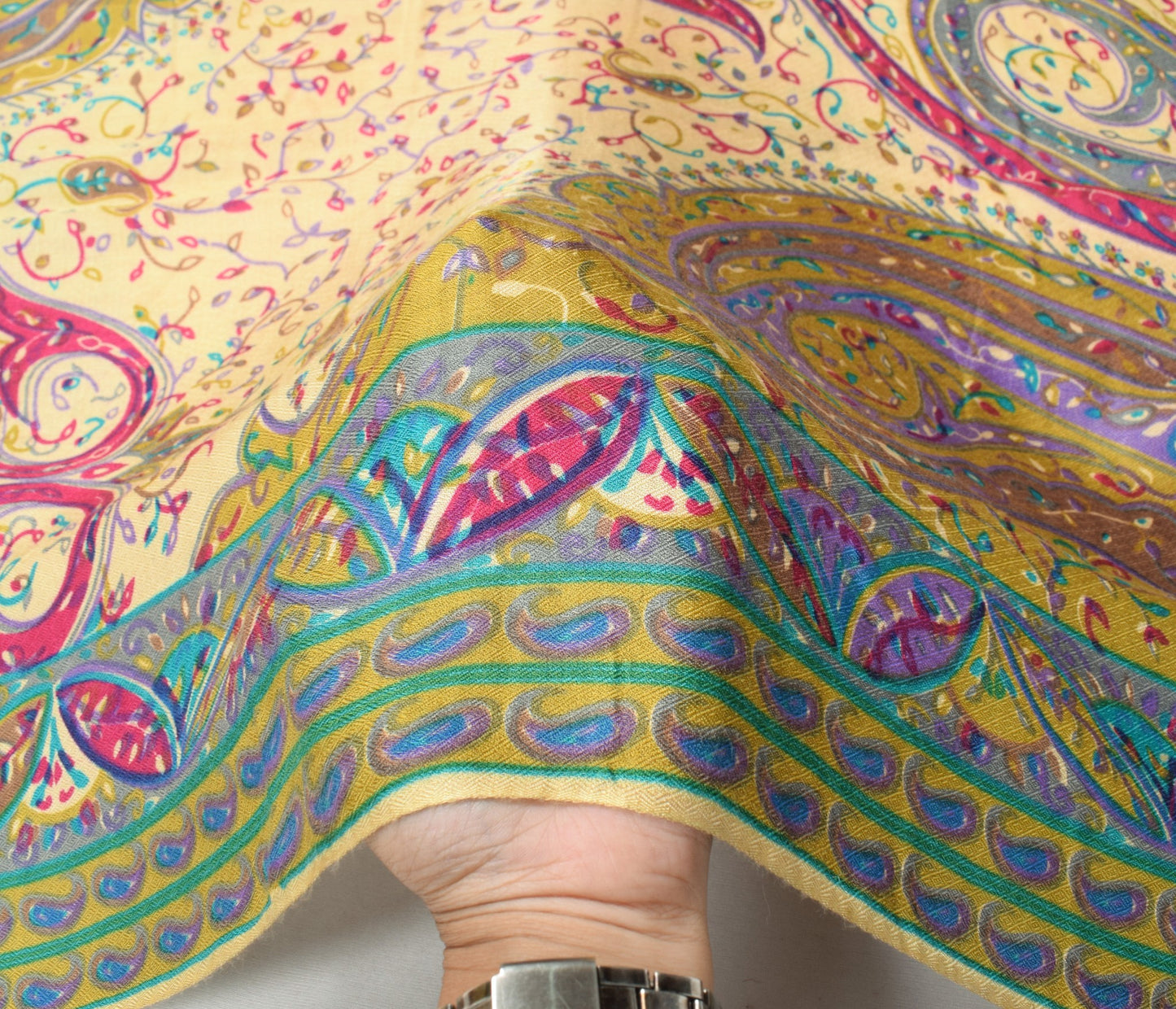 Sushila Vintage Beige paisley Dupatta Printed&Woven Pure Woolen Soft Long Stole