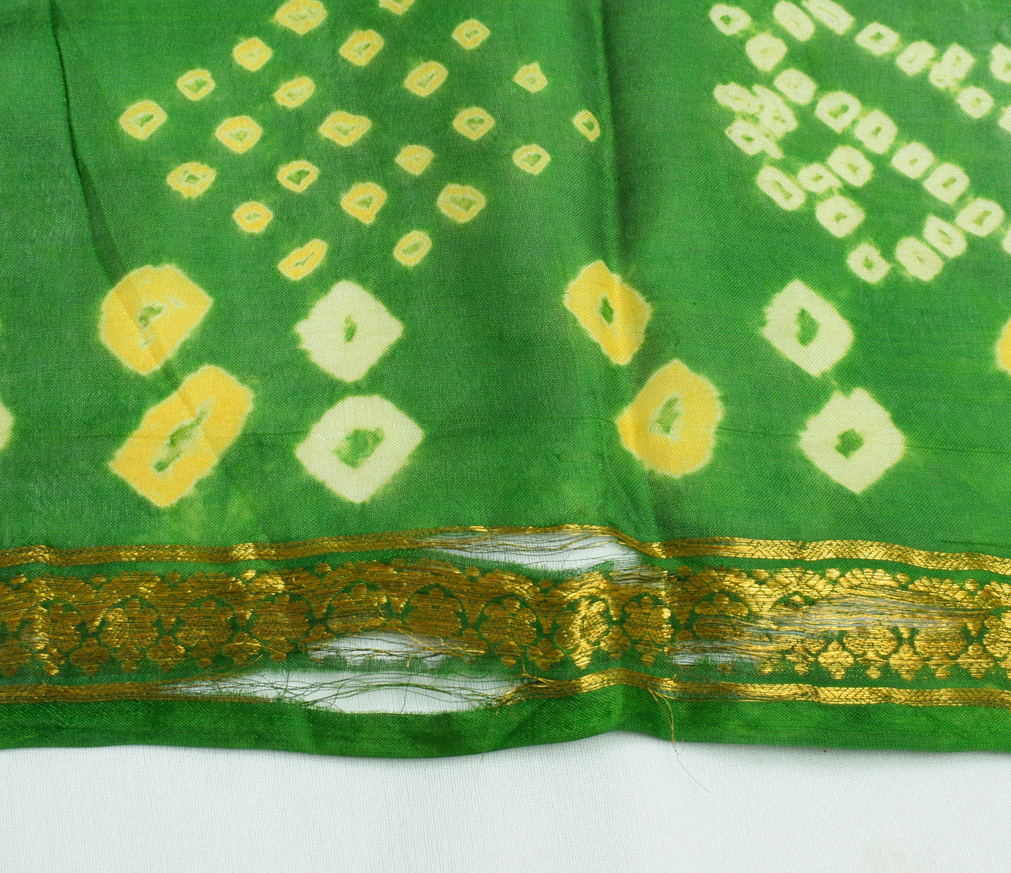 Sushila Vintage Indian Scrap Saree 100% Pure Silk Bandhani Printed Sari Fabric