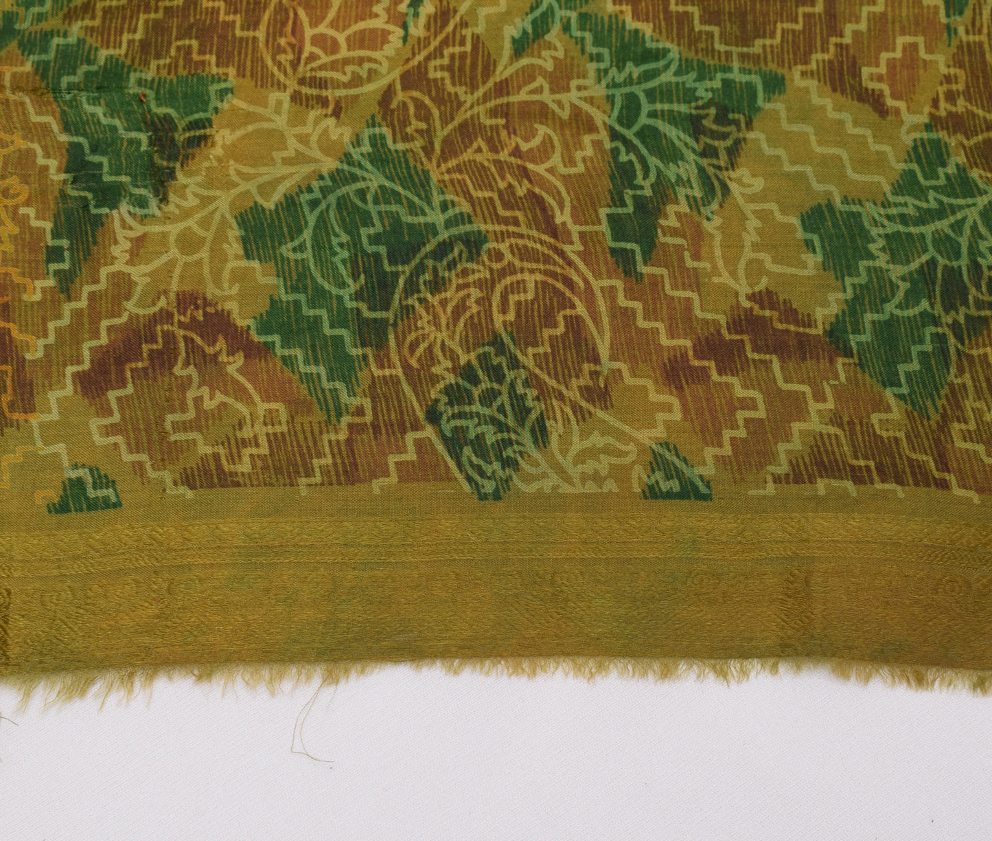 Sushila Vintage Green Scrap Saree 100% Pure Silk Printed Floral Sari Fabric