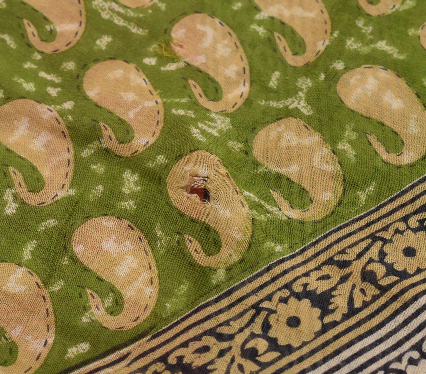 Sushila Vintage Green Scrap Saree 100% Pure Cotton Printed Floral Sari Fabric