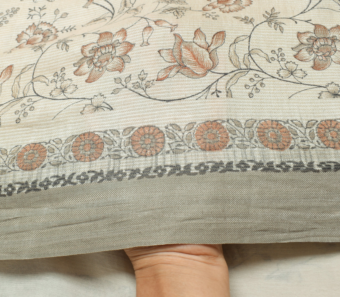 Sushila Vintage Cream Saree 100% Pure Cotton Woven & Printed Floral Soft Sari Fabric