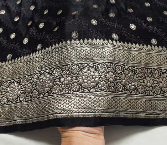 Sushila Vintage Black Banarasi Silk Sari Remnant Scrap Zari Brocade Craft Fabric