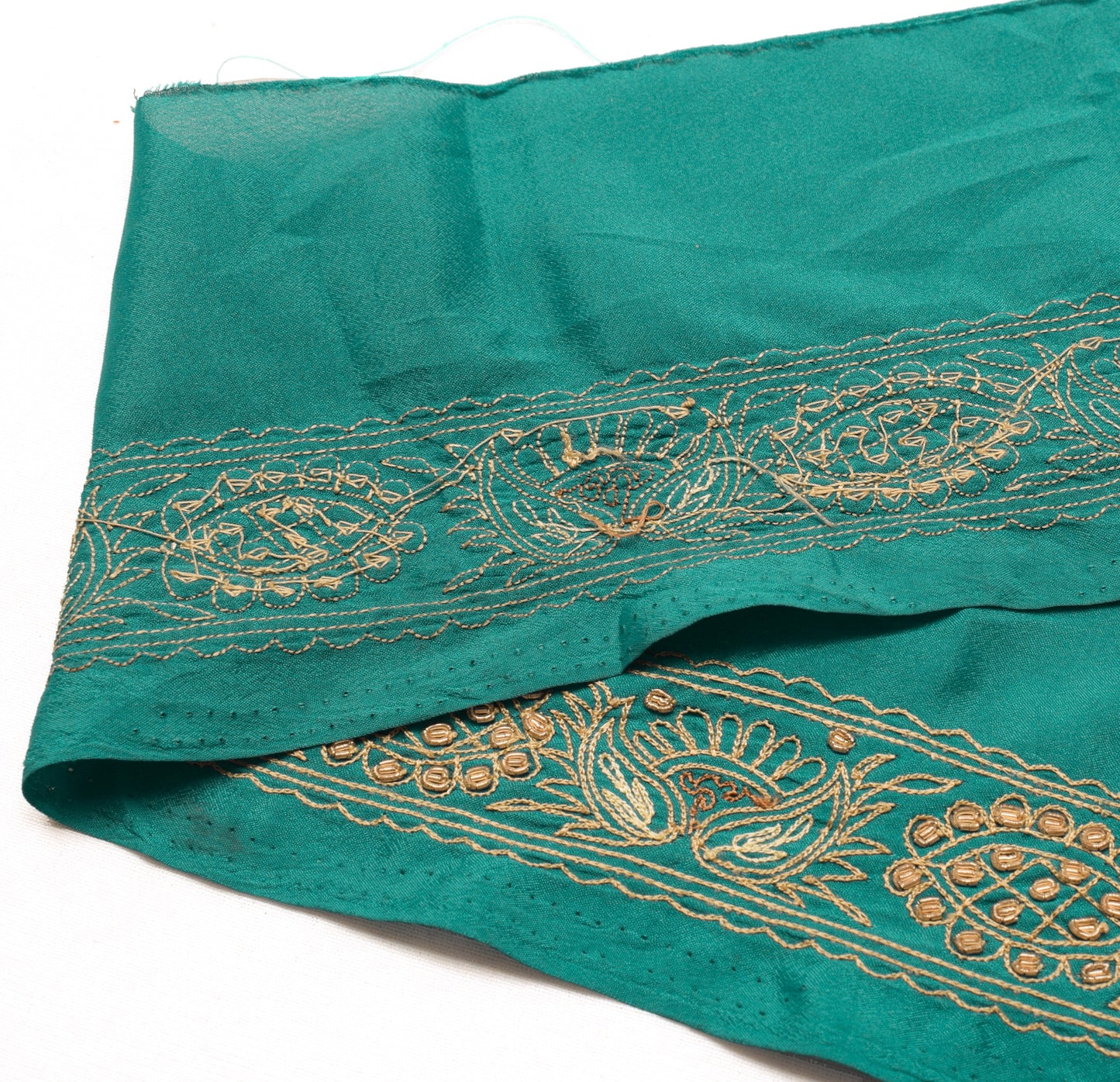 Sushila Vintage Green Saree Border Indian Craft Sewing Trim Embroidered Lace