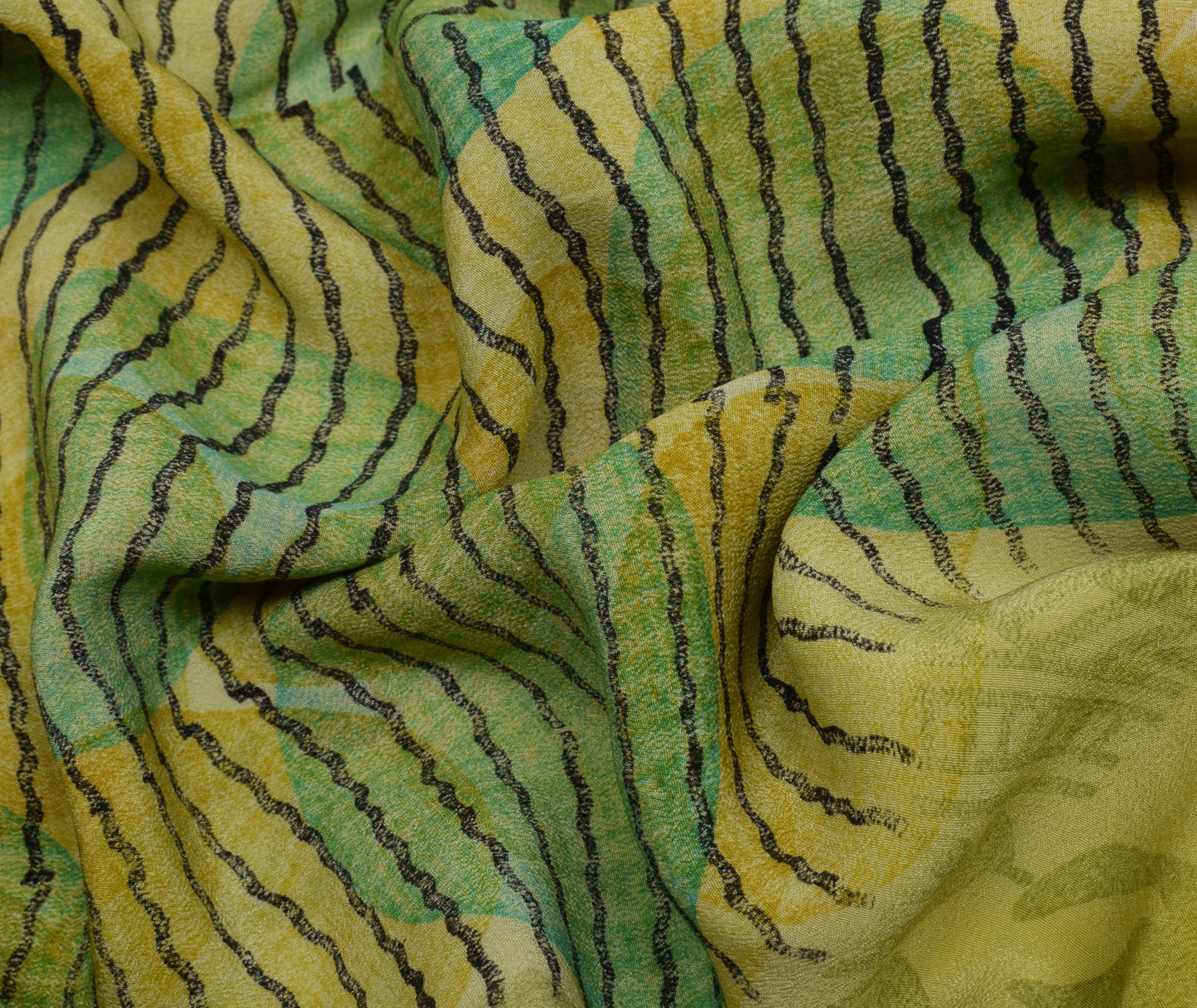 Sushila Vintage Green Saree 100% Pure Crepe Silk Printed Floral Soft Fabric