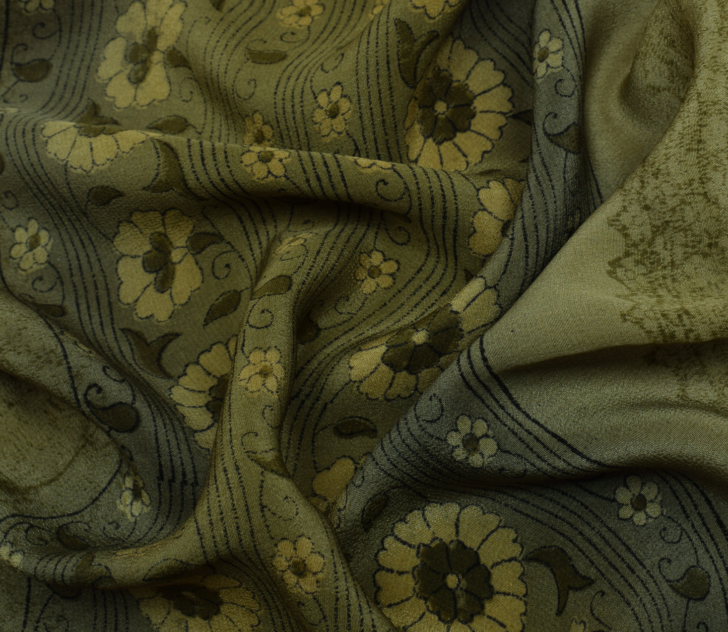 Sushila Vintage Indian Saree 100% Pure Crepe Silk Printed Floral Soft Fabric