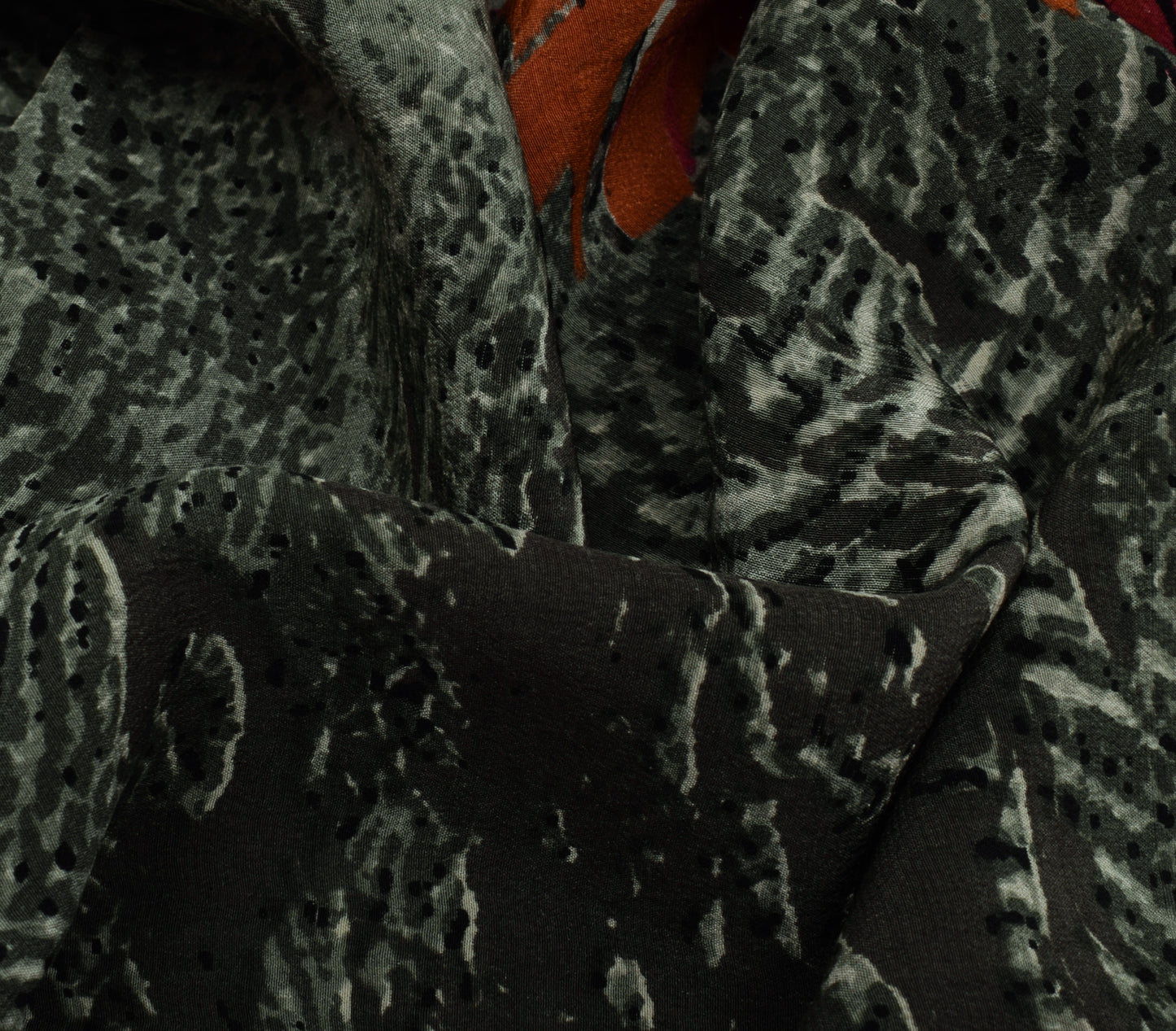 Sushila Vintage Indian Saree 100% Pure Crepe Silk Printed Floral Soft Fabric