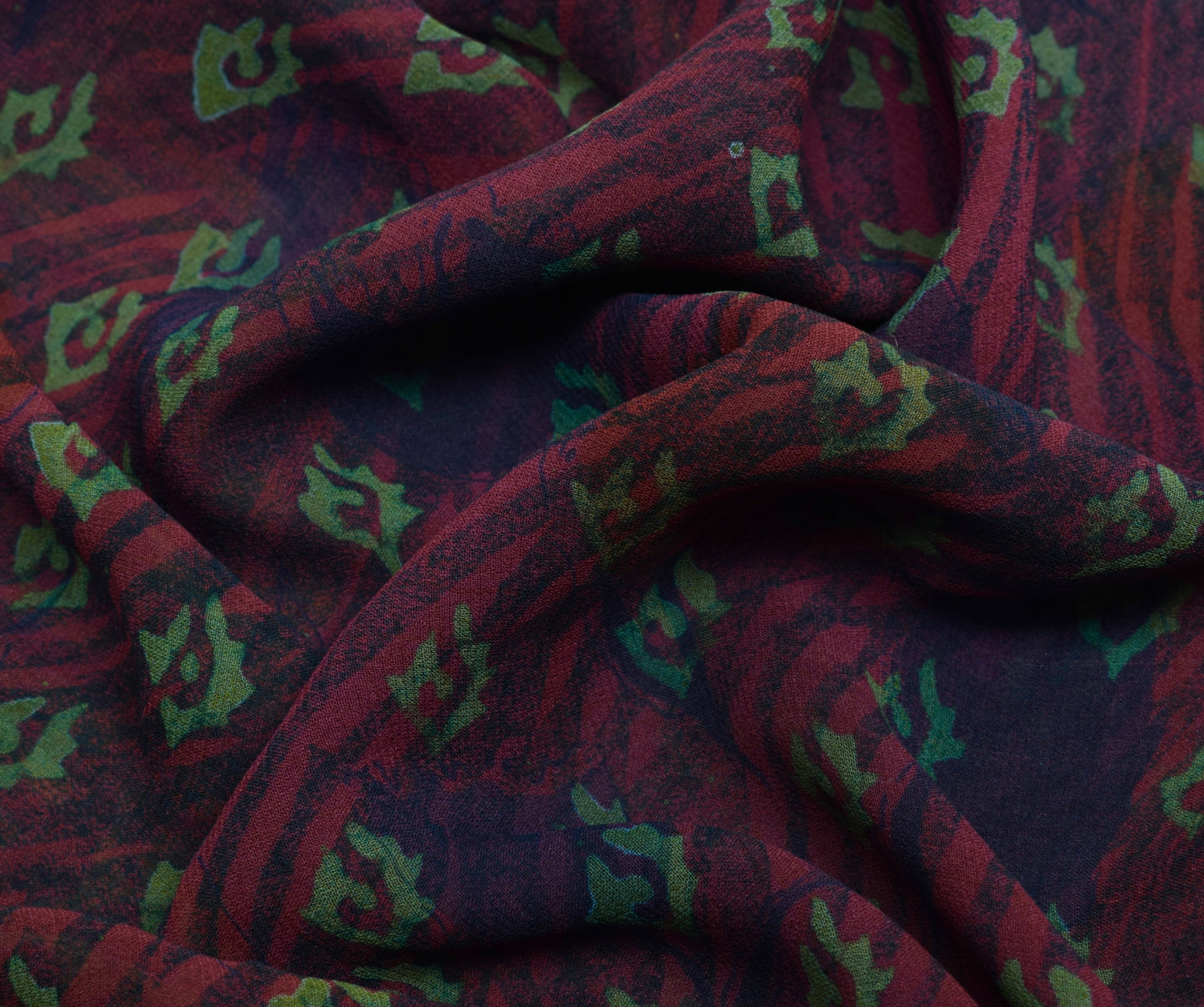 Sushila Vintage Purpl Saree 100% Pure Georgette Silk Printed Floral Craft Fabric