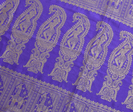 Sushila Vintage Indian Sari Remnant Scrap 100% Pure Silk Woven Craft Fabric