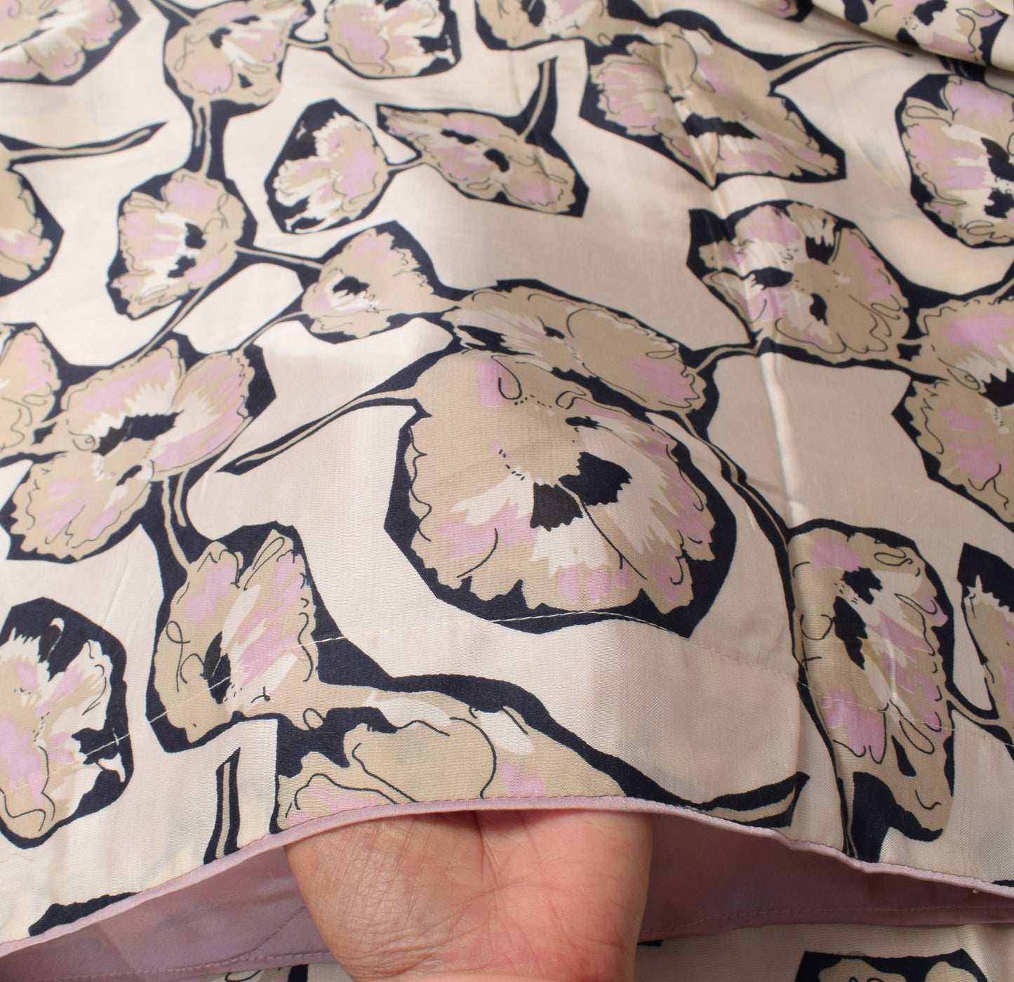 Sushila Vintage Cream Scrap Dupatta Pure Silk Digital Printed Long Stole