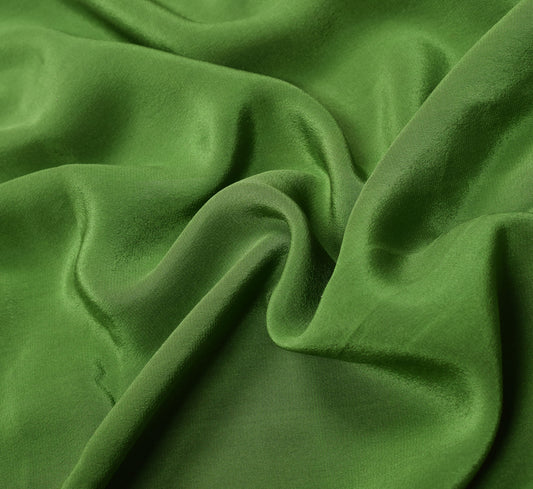 Sushila Vintage Pure Crepe Silk Sari Remnant Scrap Green 4YD Craft Fabric