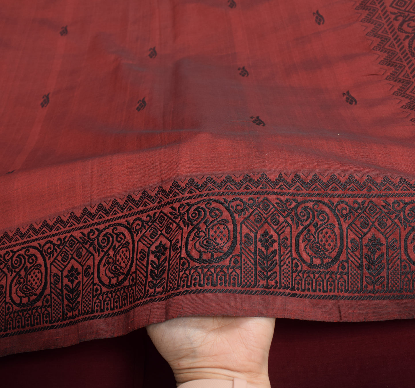 Sushila Vintage Handloom Maroon Saree Pure Cotton Silk Peacock Woven 6YD Sari Fabric
