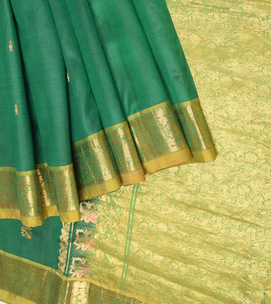 Sushila Vintage Gold Zari HEAVY Saree Green Handloom Pure Silk Sari Fabric