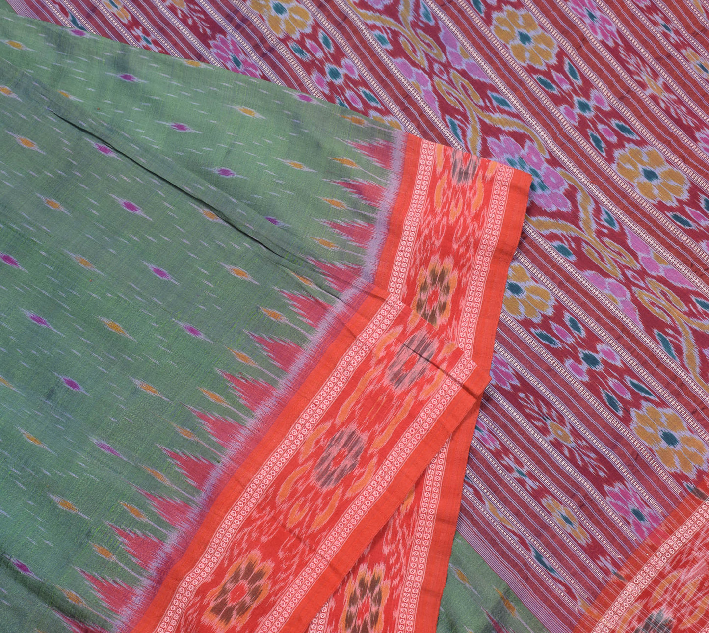 Sushila Vintage Pochampally Ikat Saree handloom Pure Silk Green Sari Craft Fabric