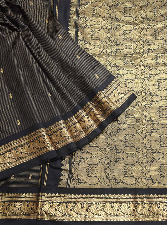 Sushila Vintage Kanjivaram Black Saree Gold Zari Pure Silk HEAVY Sari Fabric