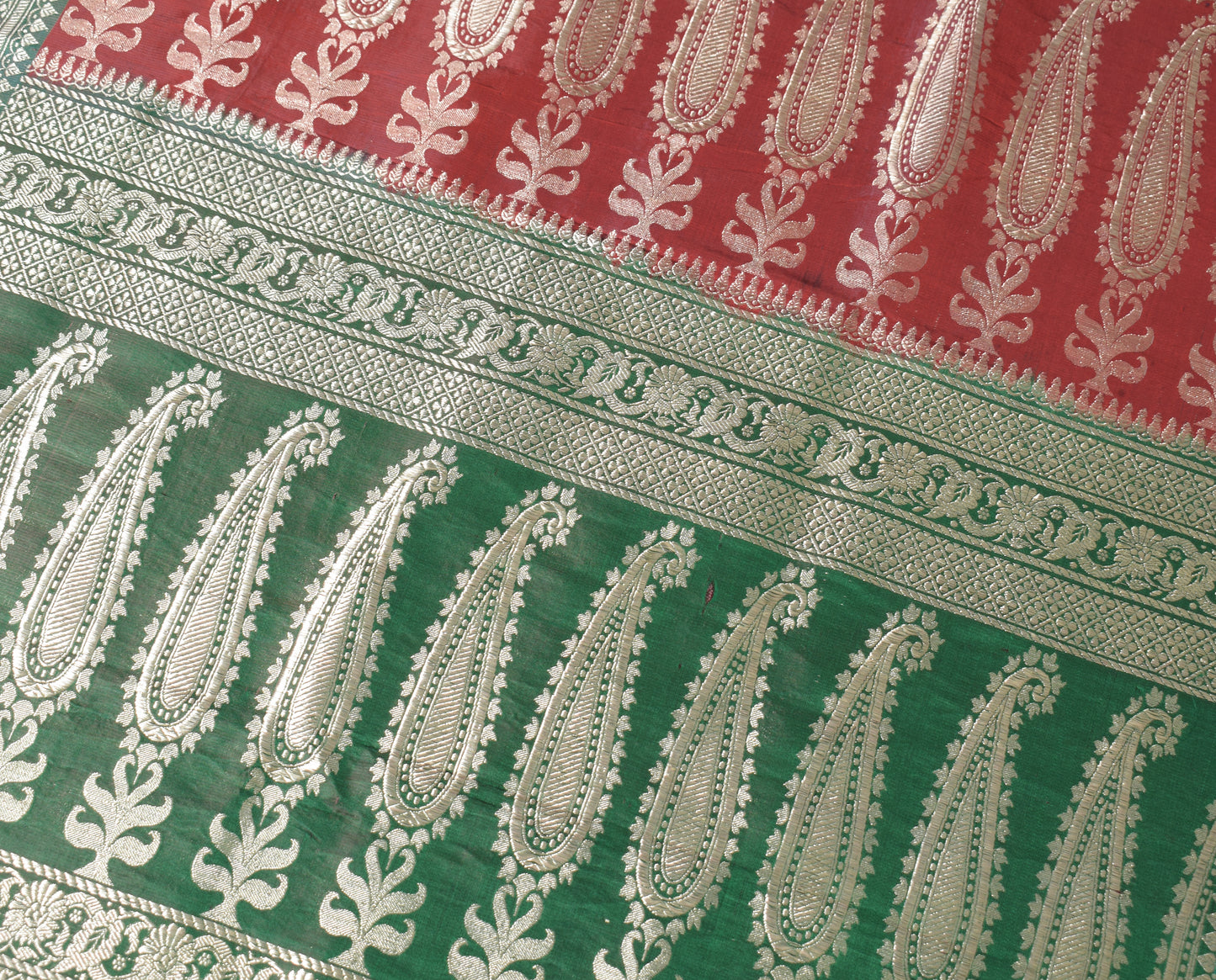 Sushila Vintage Red Green Saree Pure Satin Silk Banarasi Brocade Skirt Border HEAVY Sari