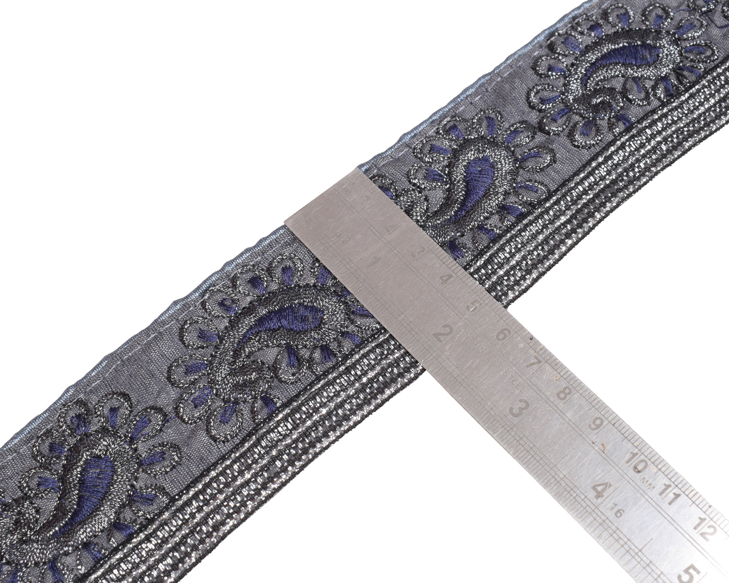 Sushila Vintage Gray Art Silk Saree Border Craft Sewing Trim Embroidered Lace