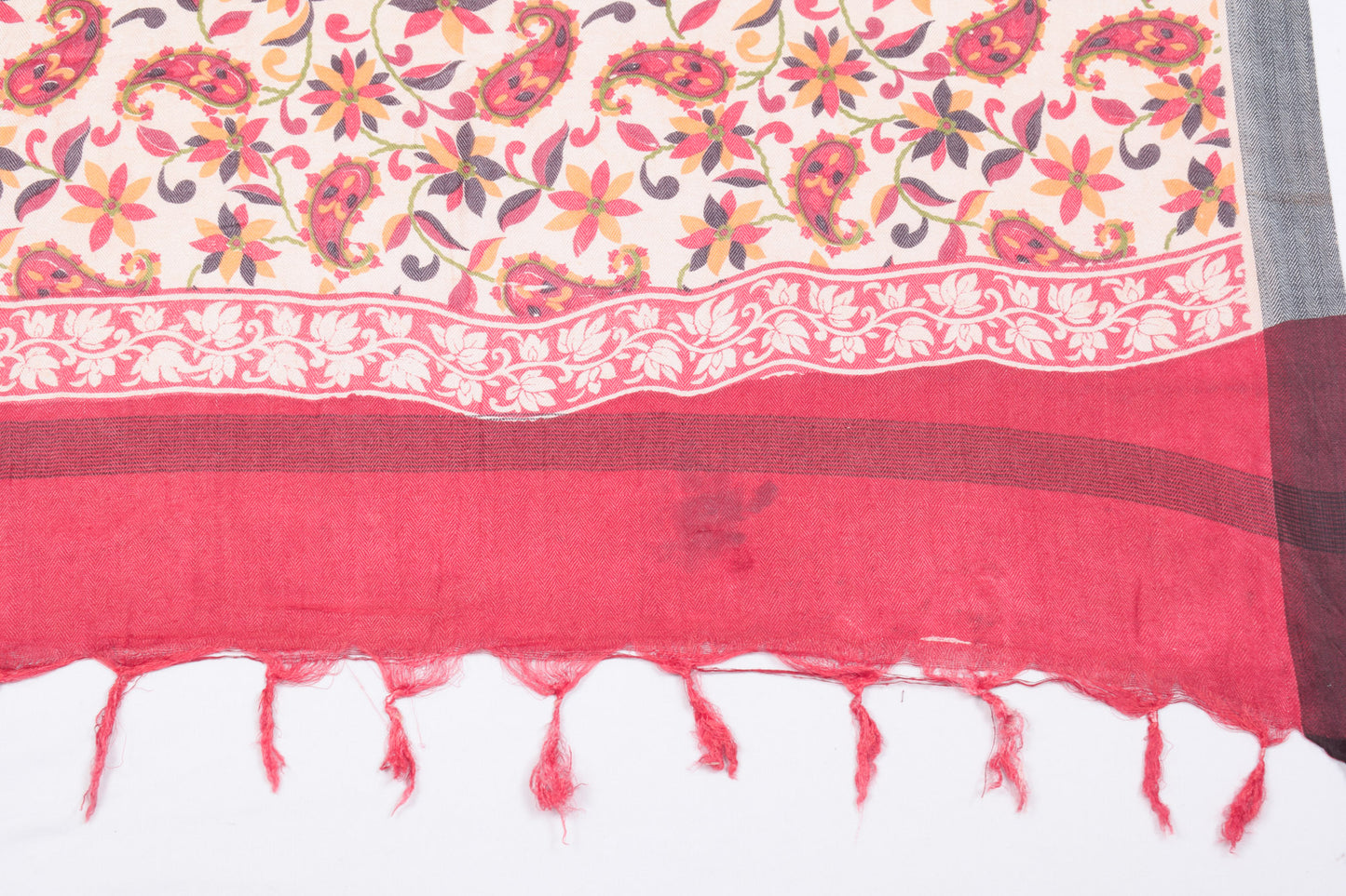 Sushila Vintage Magenta Dupatta 100% Pure Woolen Printed Floral Soft  Long Stole