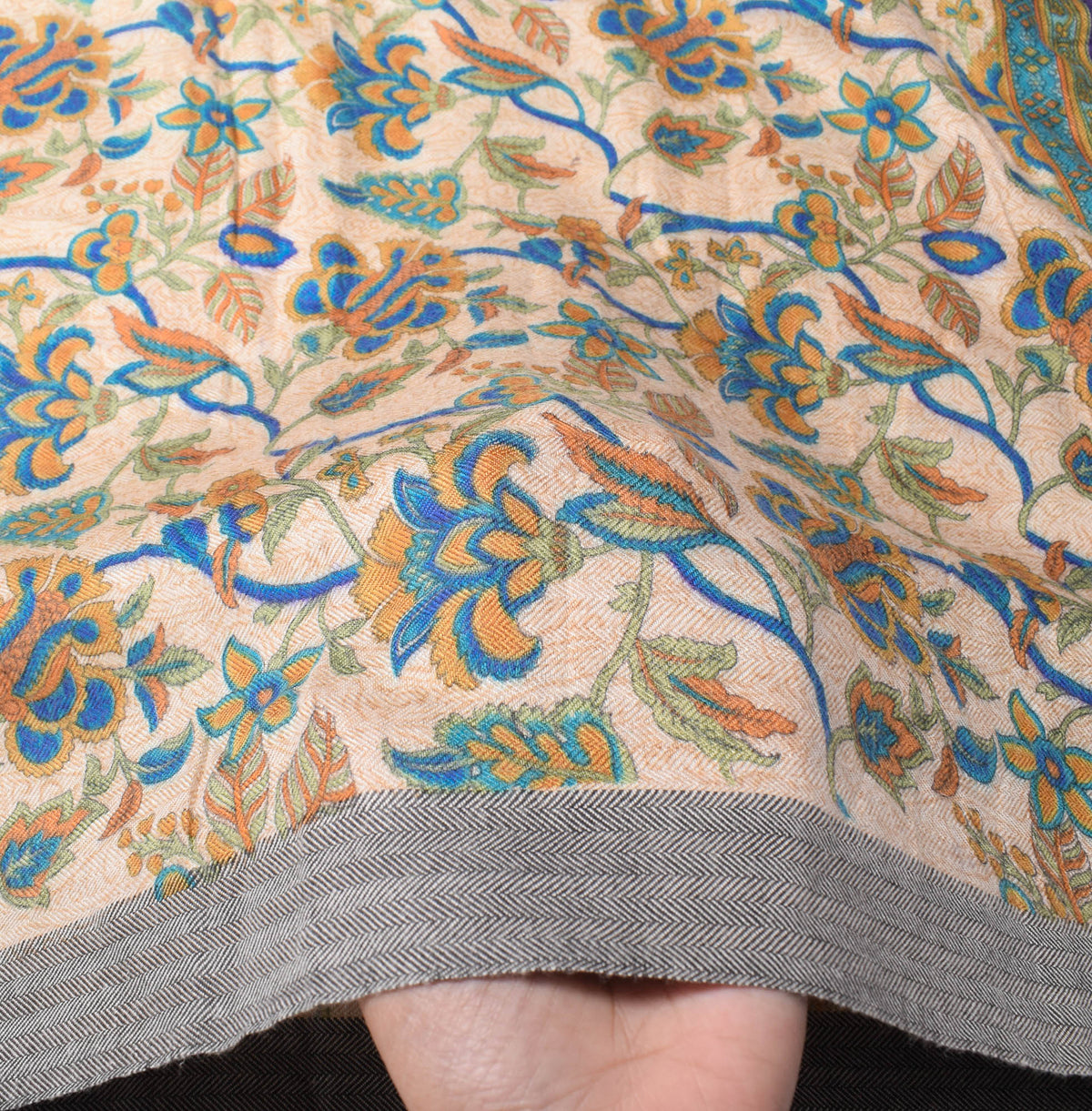 Sushila Vintage Cream Woven Dupatta Floral Printed Pure Woolen Soft Long Stole