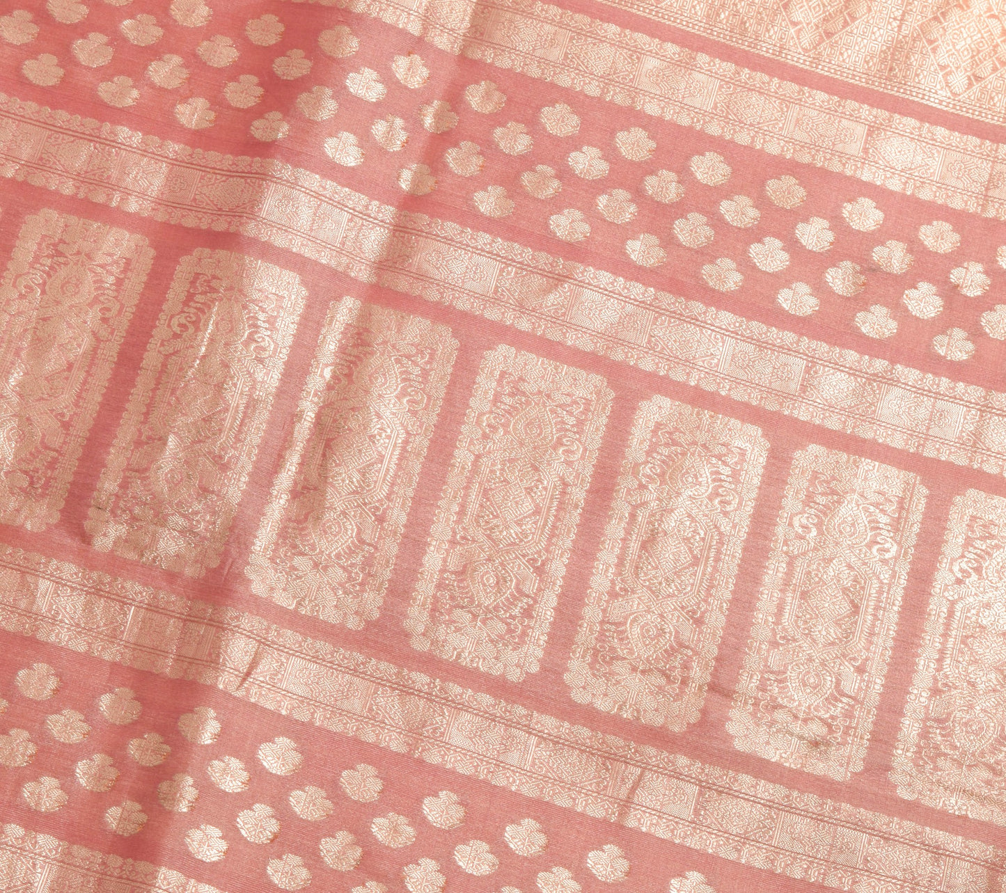 Sushila Vintage Peach Scrap Saree 100% Pure Silk Zari Woven Sari Craft Fabric