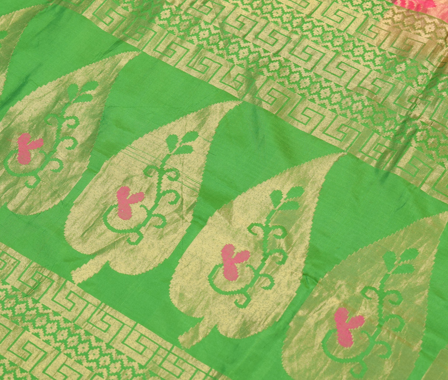 Sushila Vintage Pink Premium Scrap Saree Pure Silk Zari Woven Indian Sari Fabric