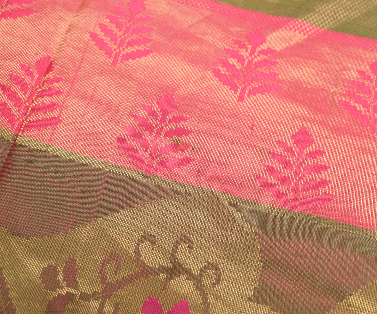 Sushila Vintage Pink Premium Scrap Saree Pure Silk Zari Woven Indian Sari Fabric