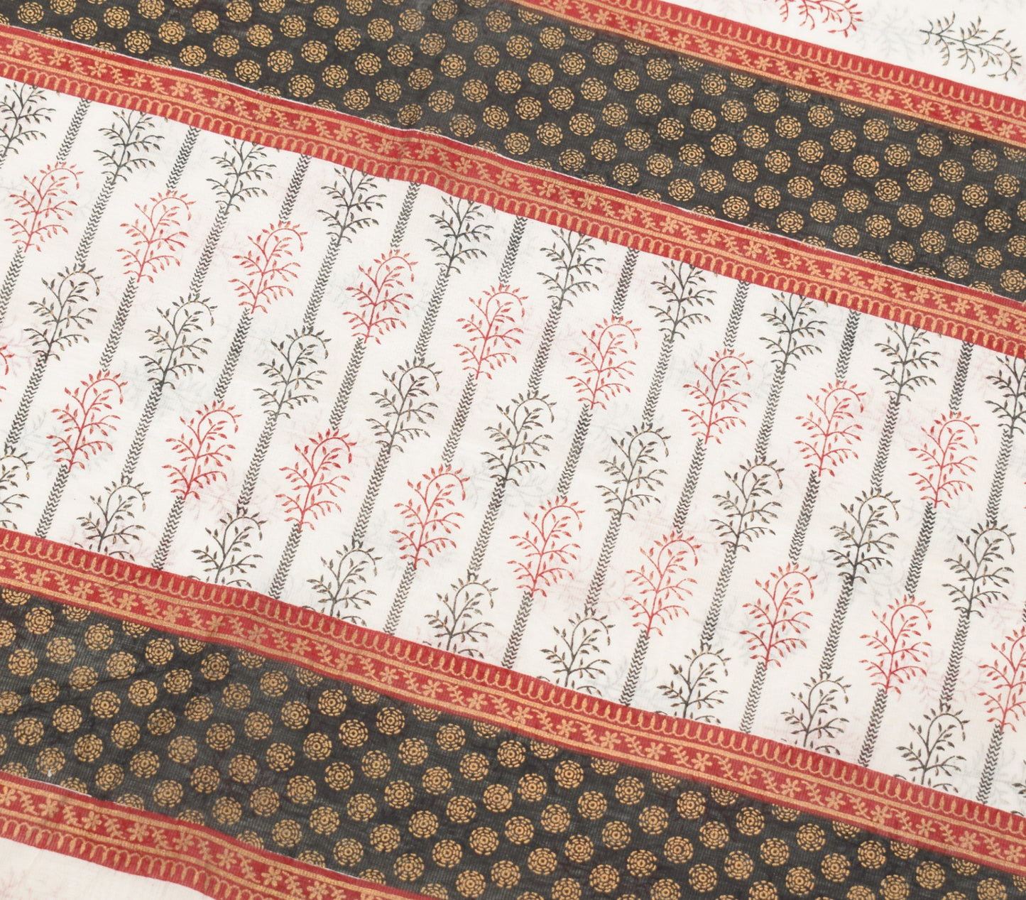Sushila Vintage Off White Scrap Saree 100% Pure Cotton Printed Woven Sari Fabric