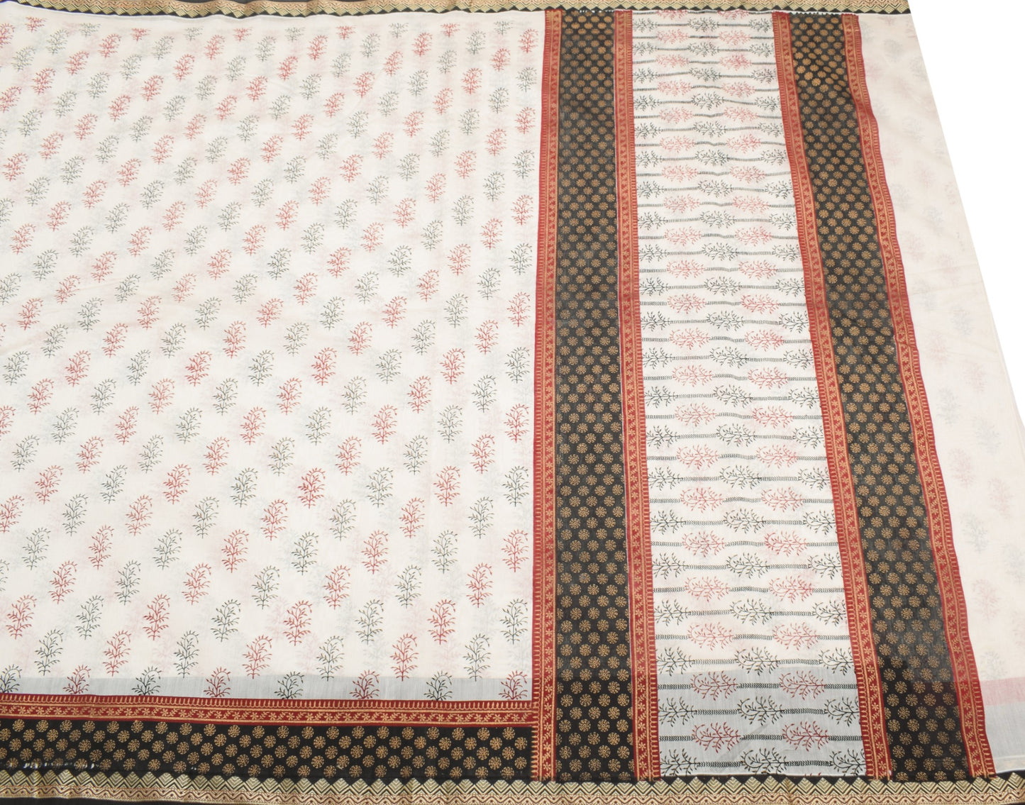 Sushila Vintage Off White Scrap Saree 100% Pure Cotton Printed Woven Sari Fabric