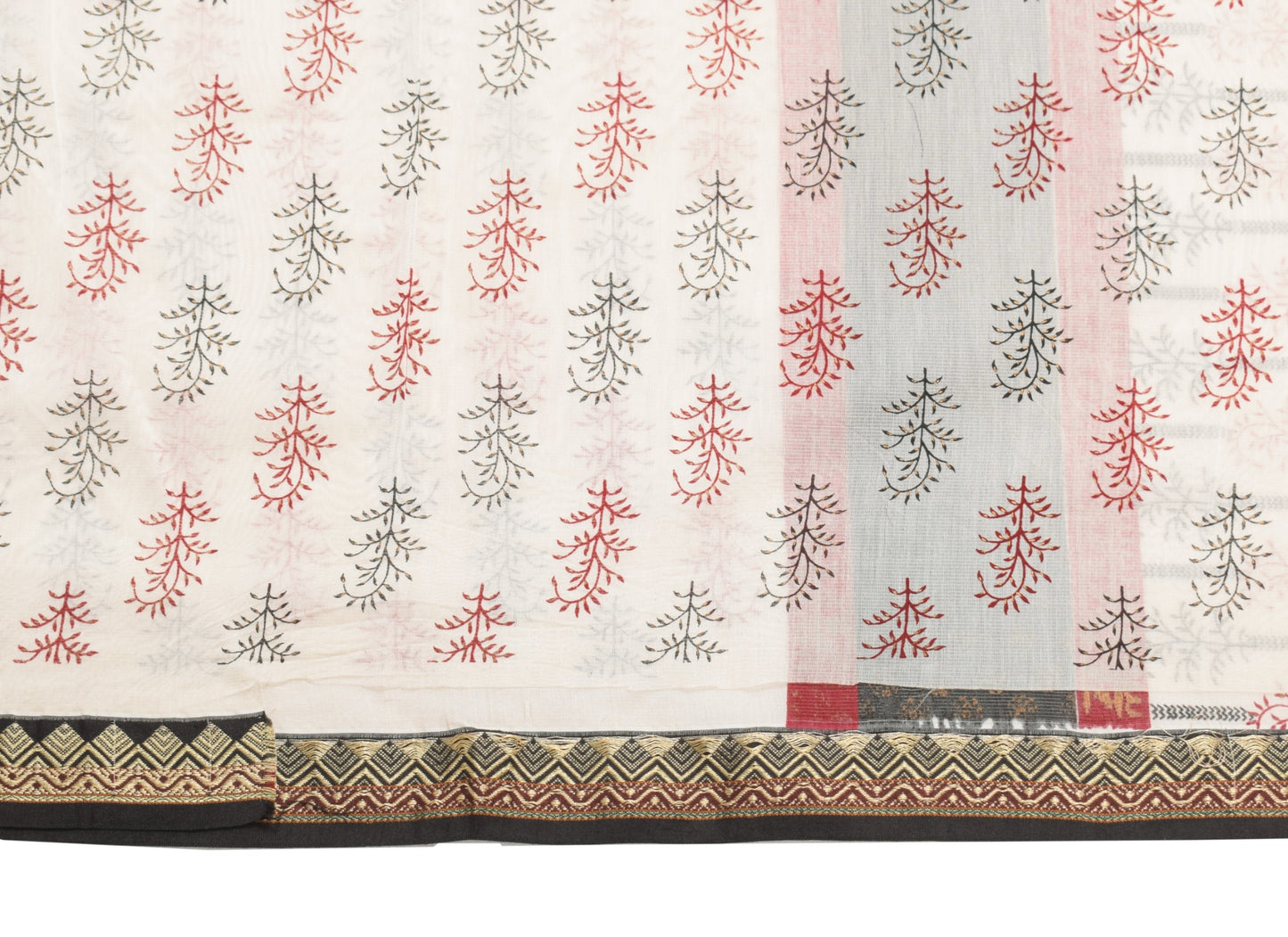 Sushila Vintage Off White Scrap Saree 100% Pure Cotton Printed Woven Sari Fabric