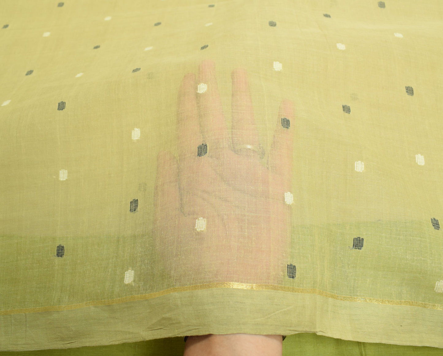 Sushila Vintage Green Scrap Saree Tant Woven Pure Cotton Bengal 5YD Sari Fabric