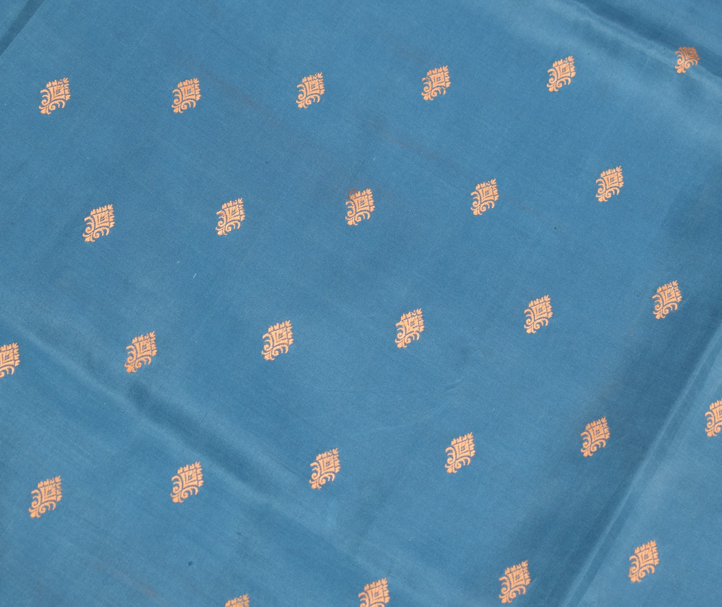 Sushila Vintage Sky Blue Scrap Saree Pure Silk Woven Floral Remnant Sari Fabric
