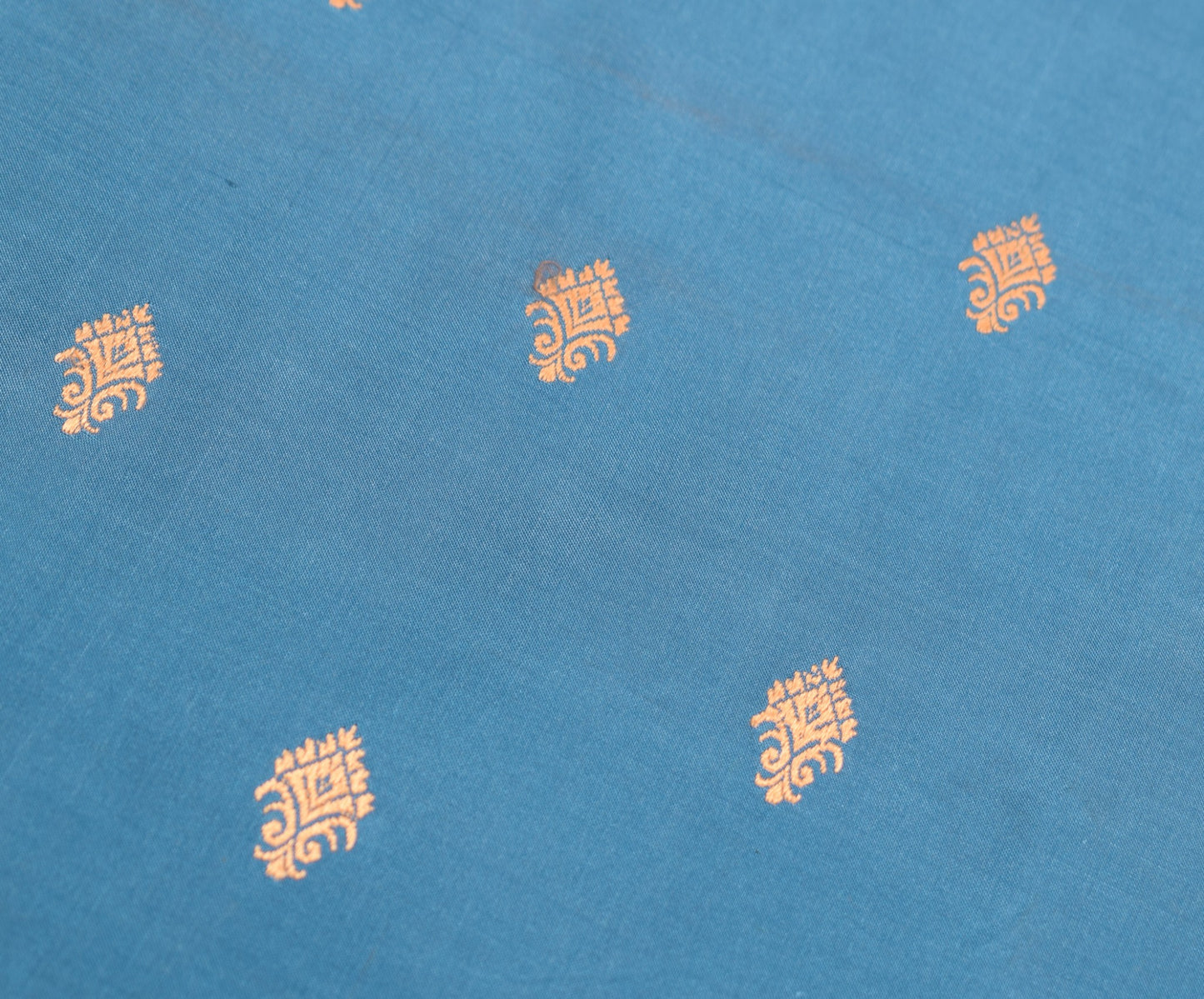 Sushila Vintage Sky Blue Scrap Saree Pure Silk Woven Floral Remnant Sari Fabric