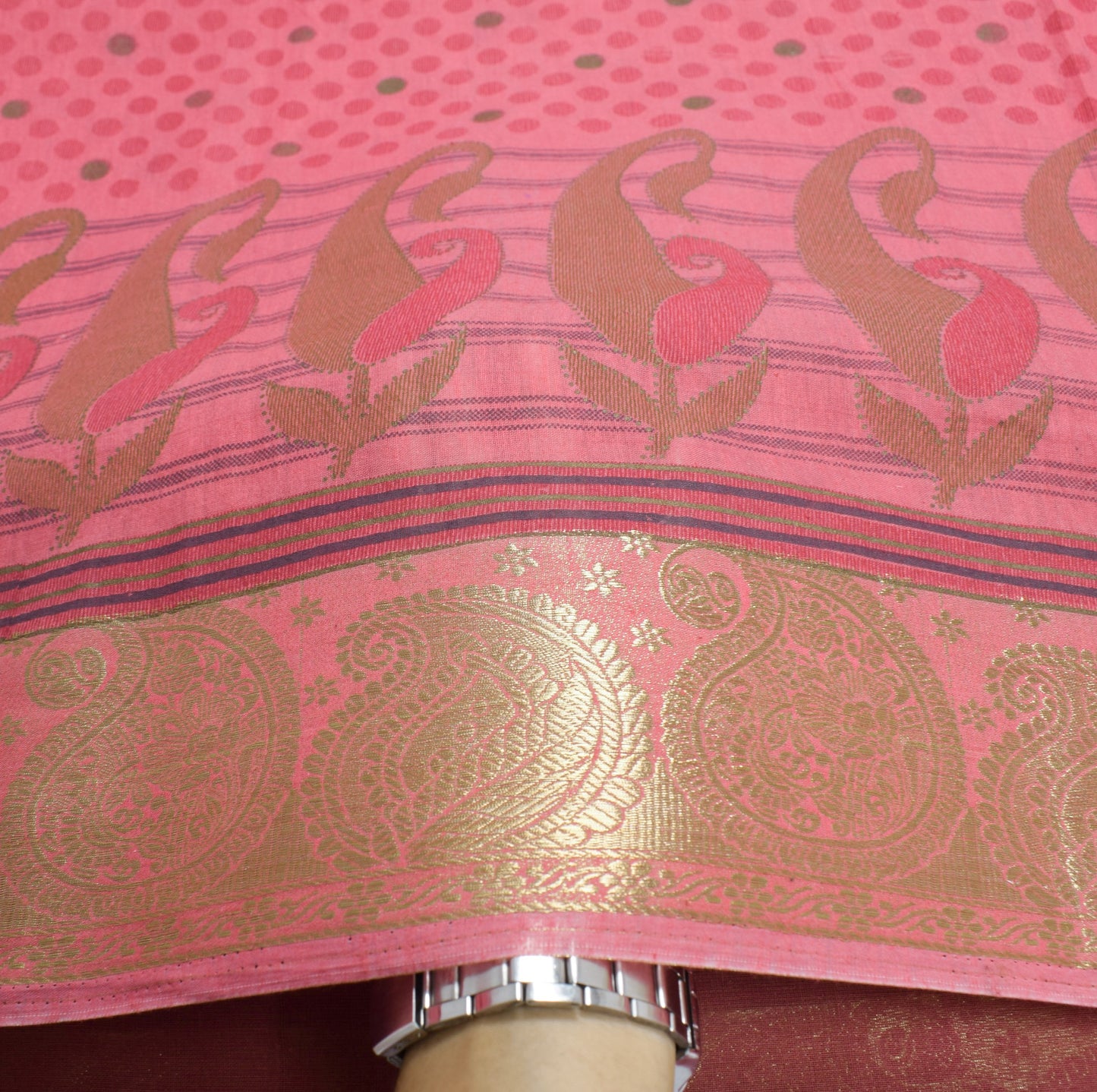 Sushila Vintage Dusty Rose Scrap Saree Pure Cotton Printed & Woven Sari Fabric